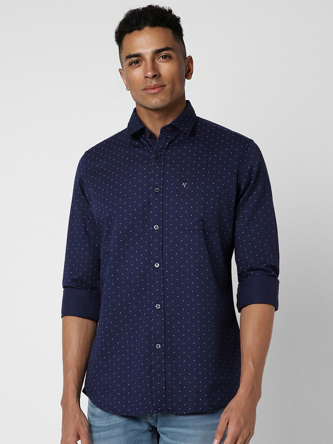 

Van Heusen Sport Slim Fit Micro Ditsy Printed Pure Cotton Casual Shirt, Navy blue