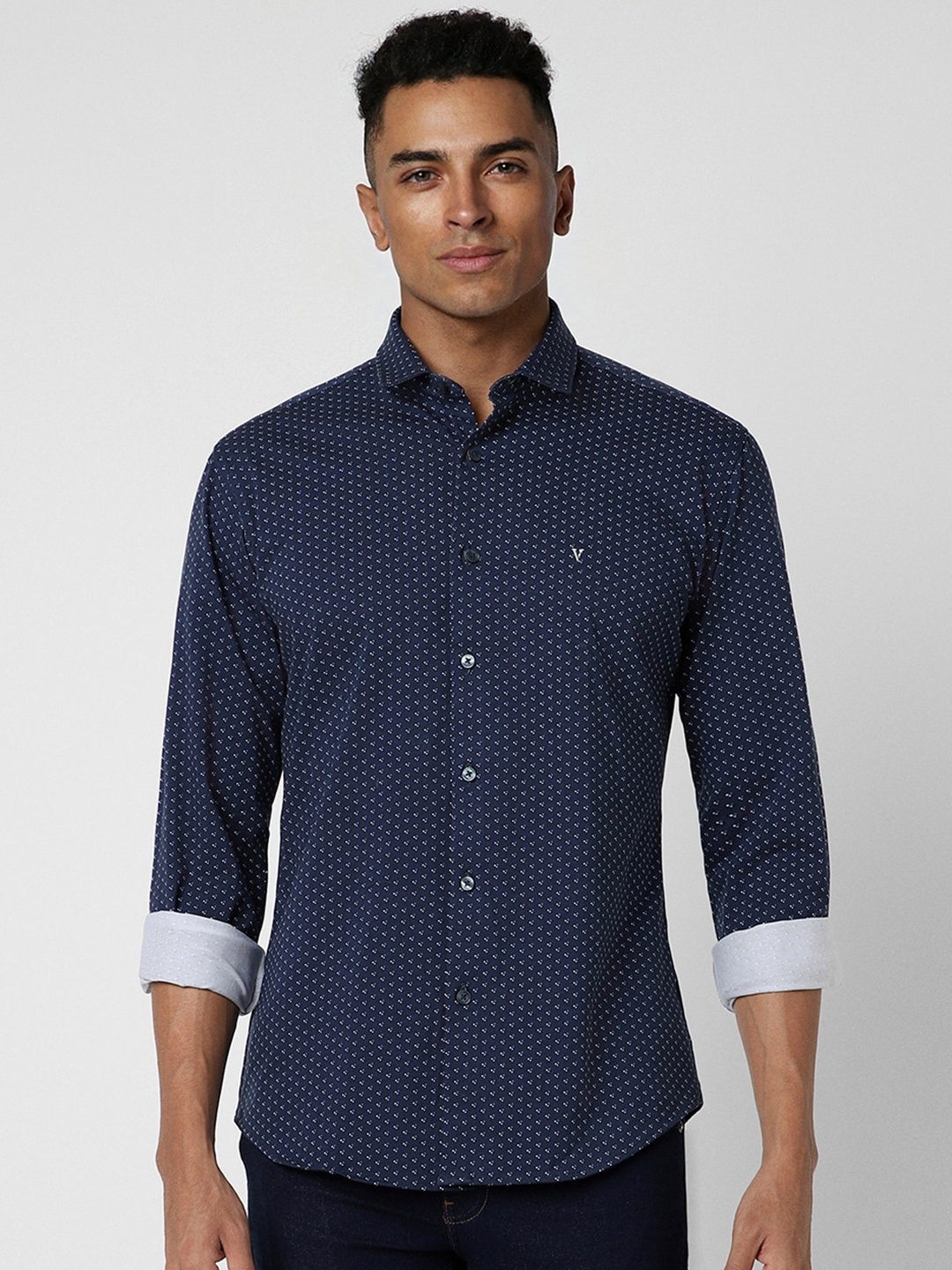 

Van Heusen Sport Micro Ditsy Printed Slim Fit Cotton Casual Shirt, Navy blue