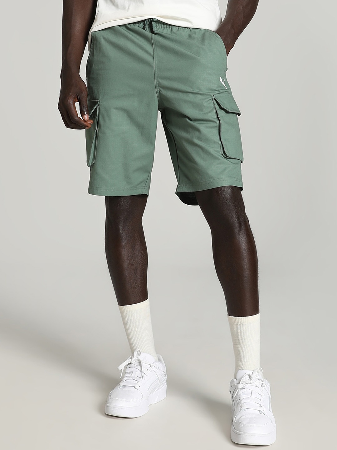 

Puma Holiday Men Cargo Shorts, Green