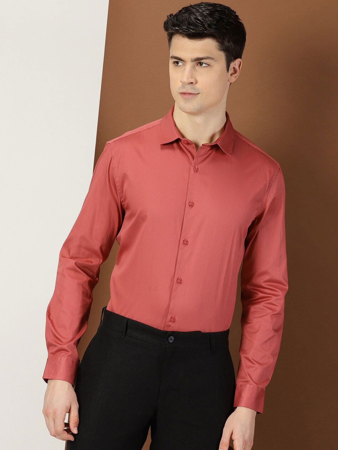 

INVICTUS Original Slim Fit Pure Cotton Formal Shirt, Red