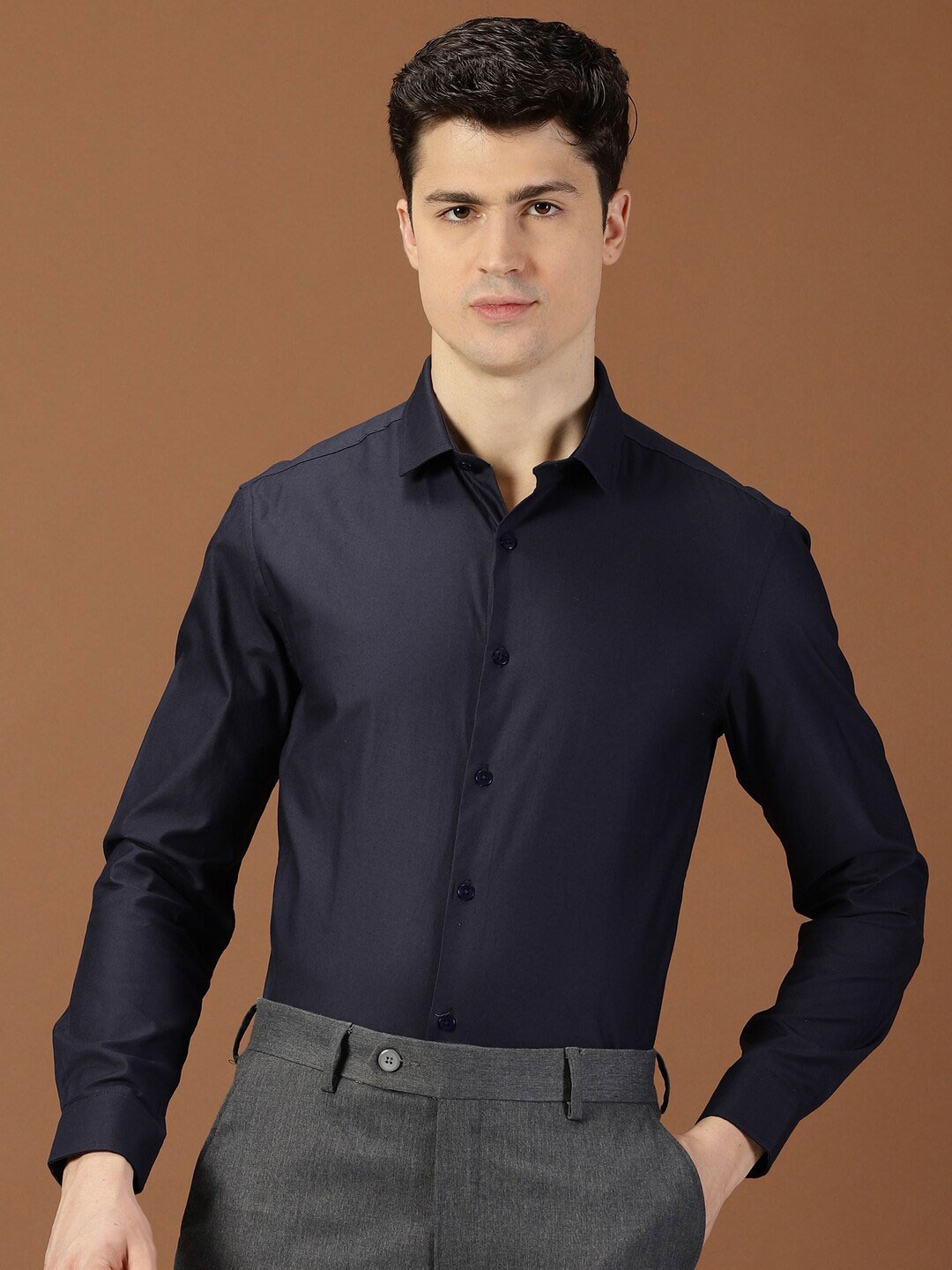 

INVICTUS Original Slim Fit Spread Collar Cotton Formal Shirt, Navy blue