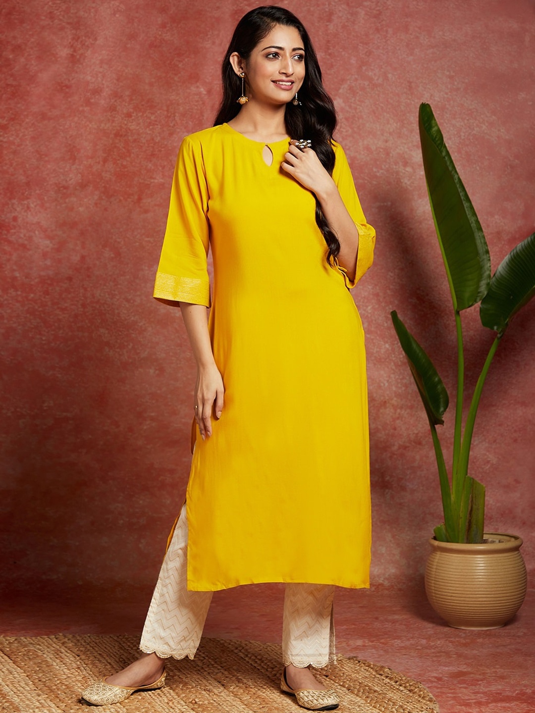 

Libas Keyhole Neck Straight Kurta, Mustard