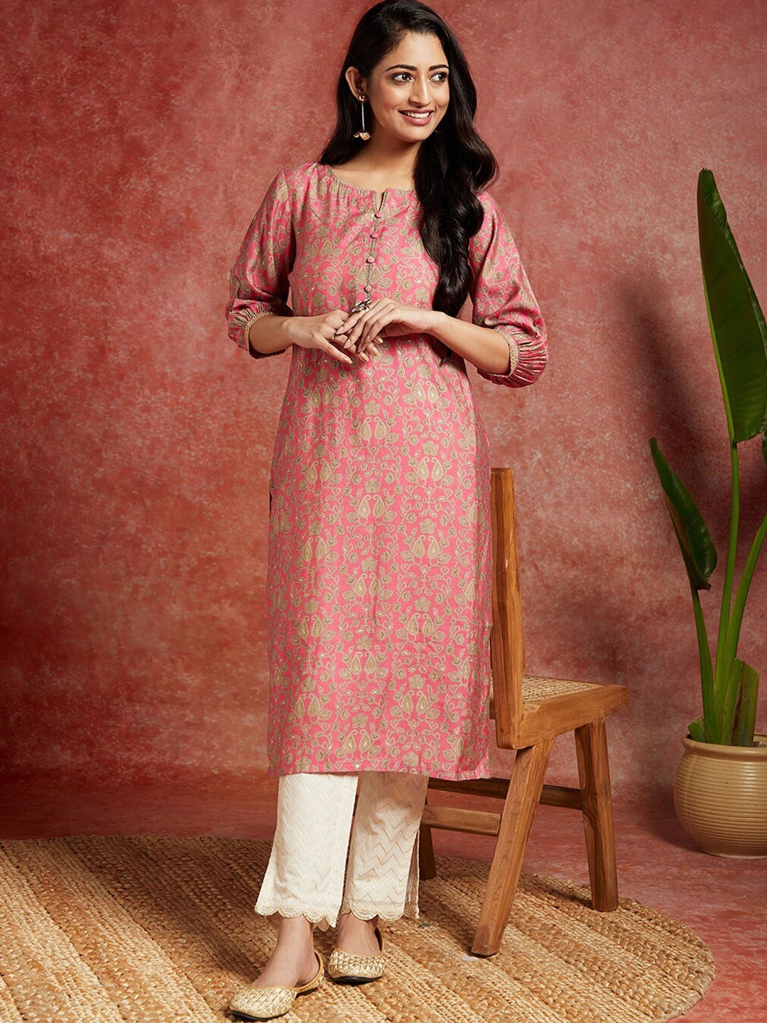

Libas Floral Printed Straight Kurta, Pink