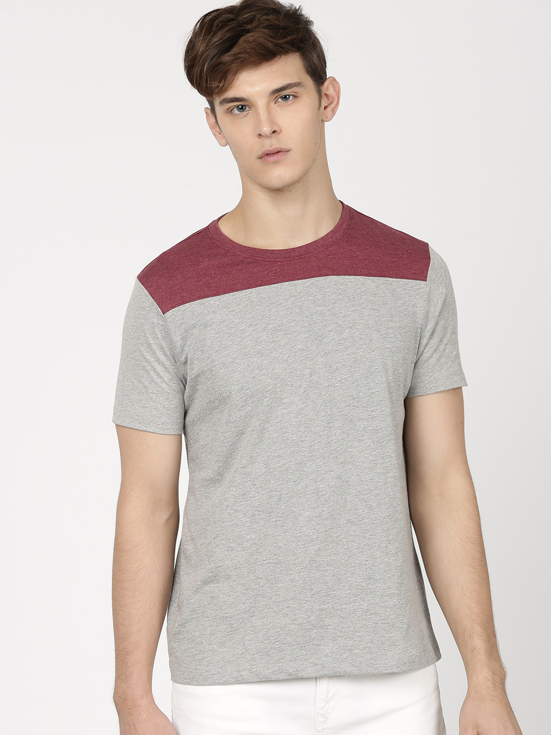 

ether Men Grey Maroon Colourblocked Round Neck Pure Cotton T-shirt