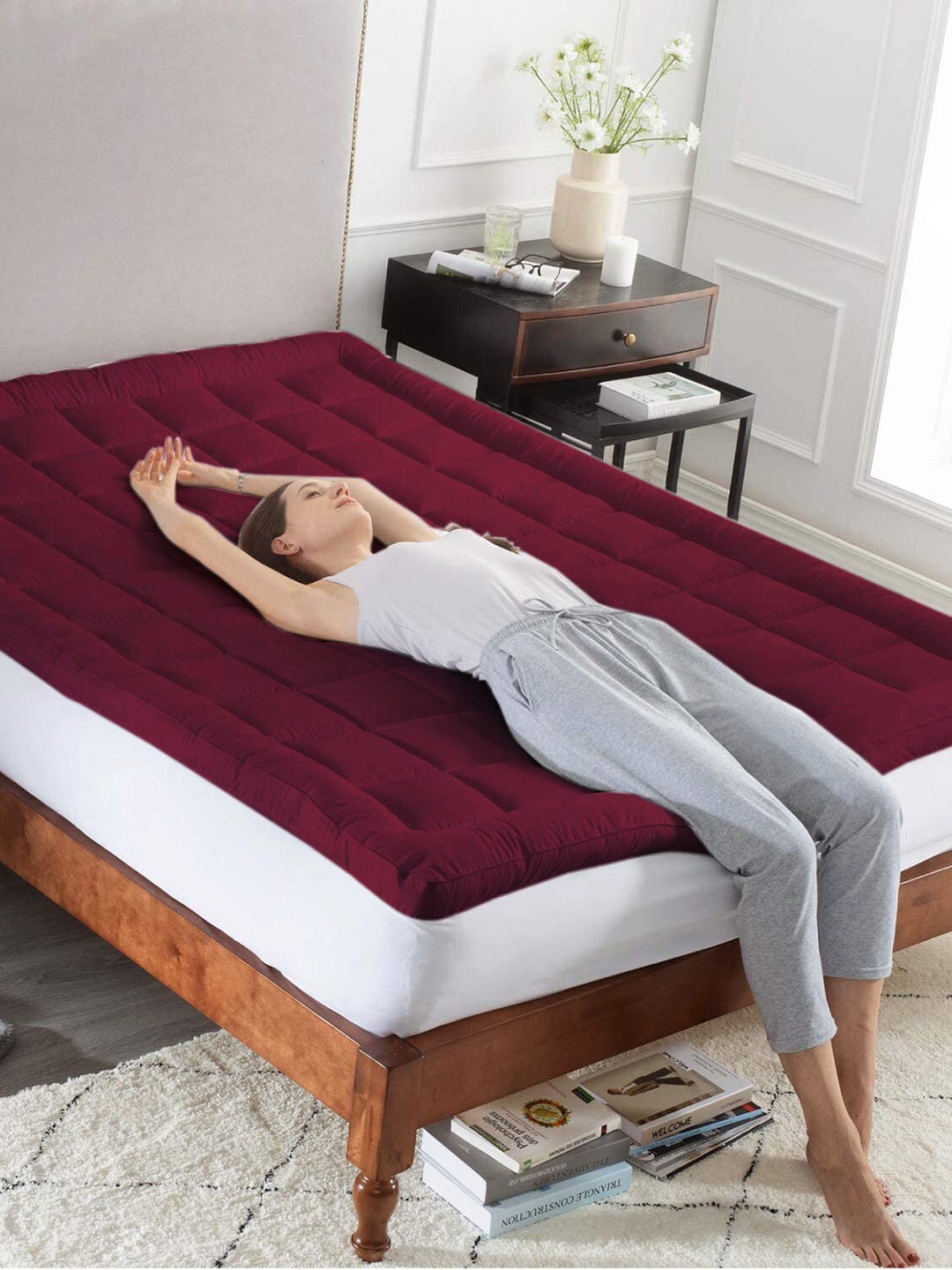 

RAASO Maroon Microfiber 500 GSM Queen Size Mattress Topper