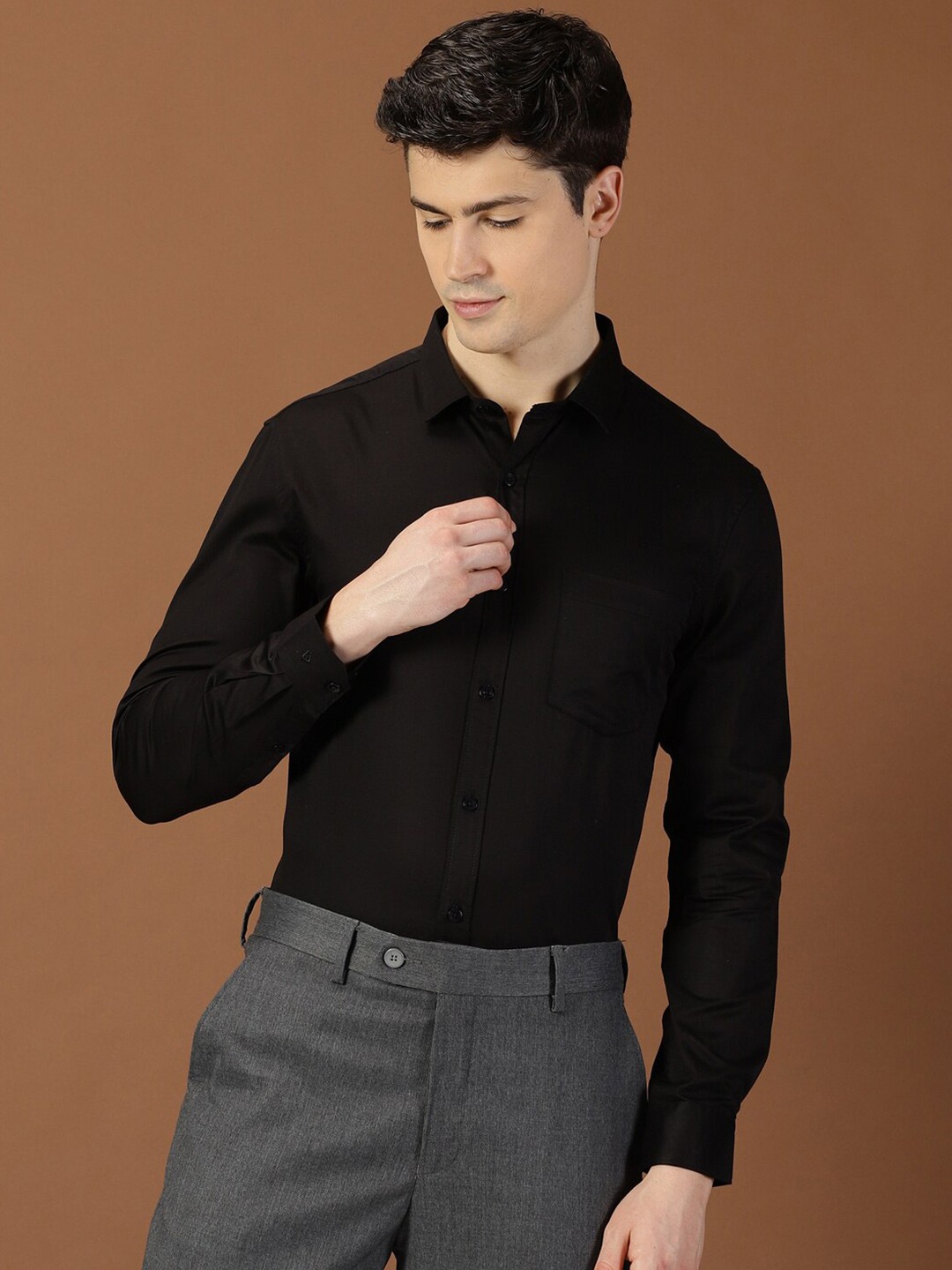

INVICTUS Original Slim Fit Cotton Formal Shirt, Black