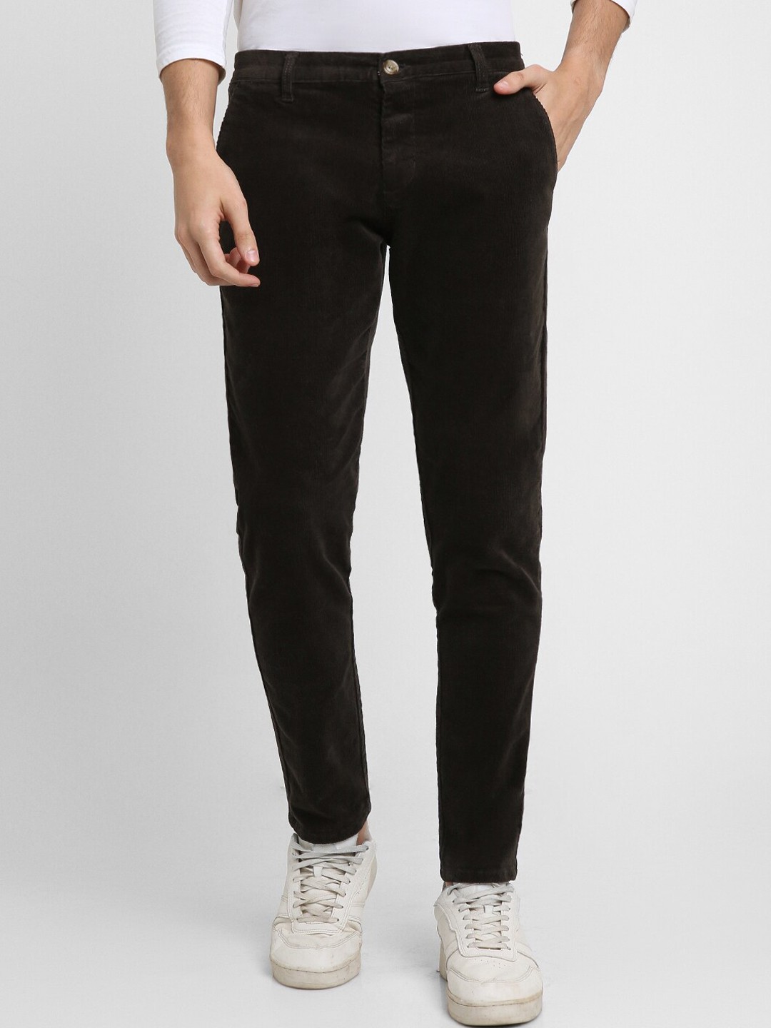 

Dennis Lingo Men Slim Fit Mid-Rise Plain Cotton Corduroy Regular Trousers, Olive