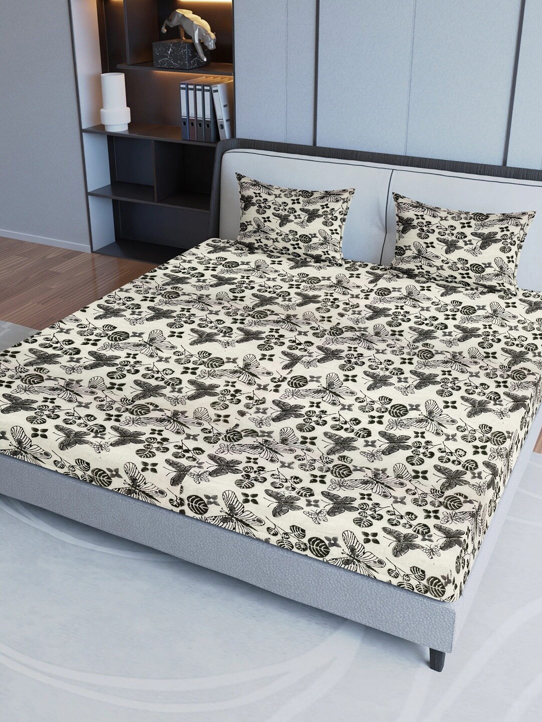 Sangria Grey Printed Pure Cotton 200 TC Fitted King Bedsheet With 2 Pillow Covers