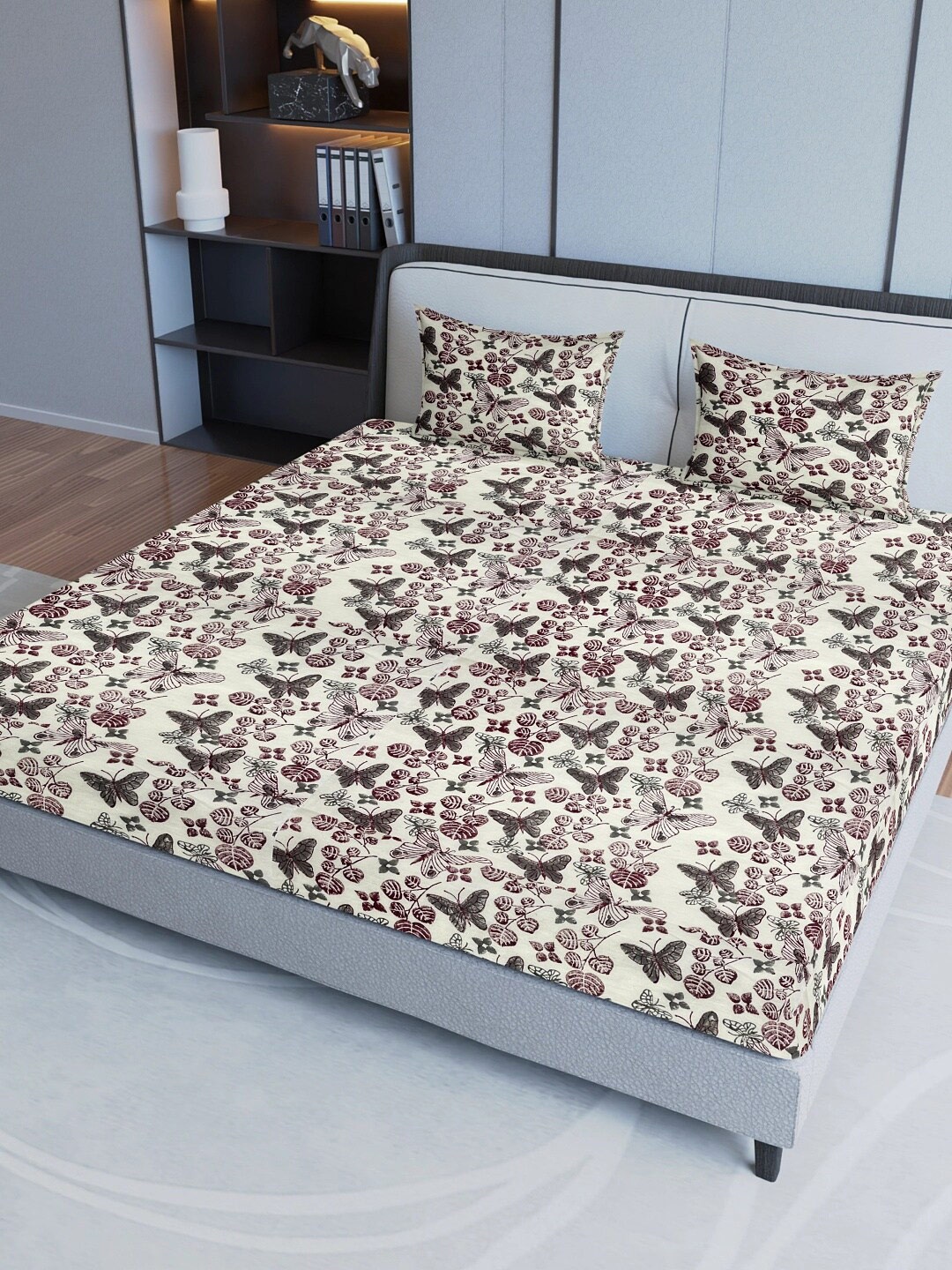

Sangria Maroon Printed Pure Cotton 200 TC Fitted King Bedsheet With 2 Pillow Covers