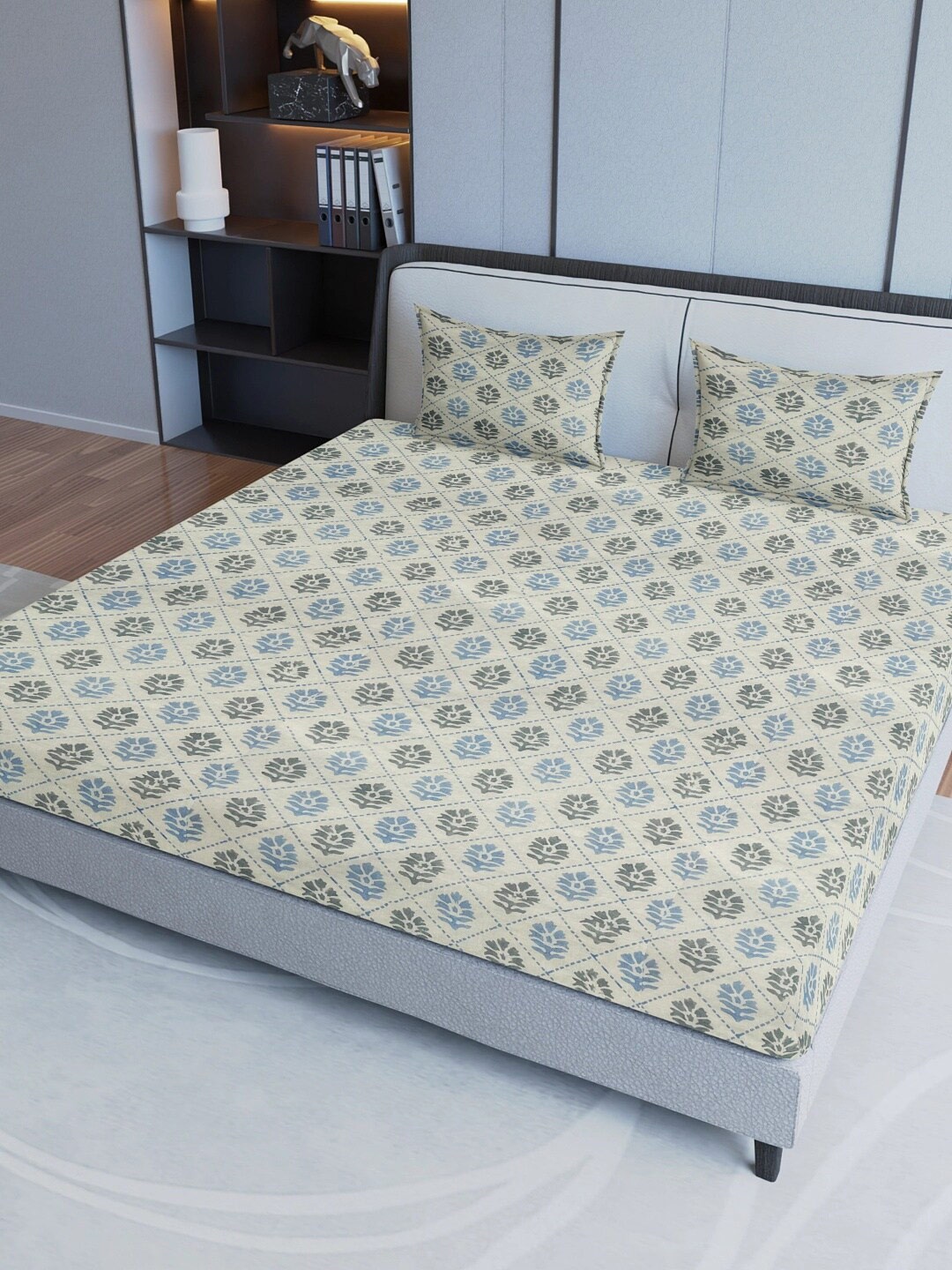 

Sangria Blue Printed Pure Cotton 200 TC King Bedsheet With 2 Pillow Covers