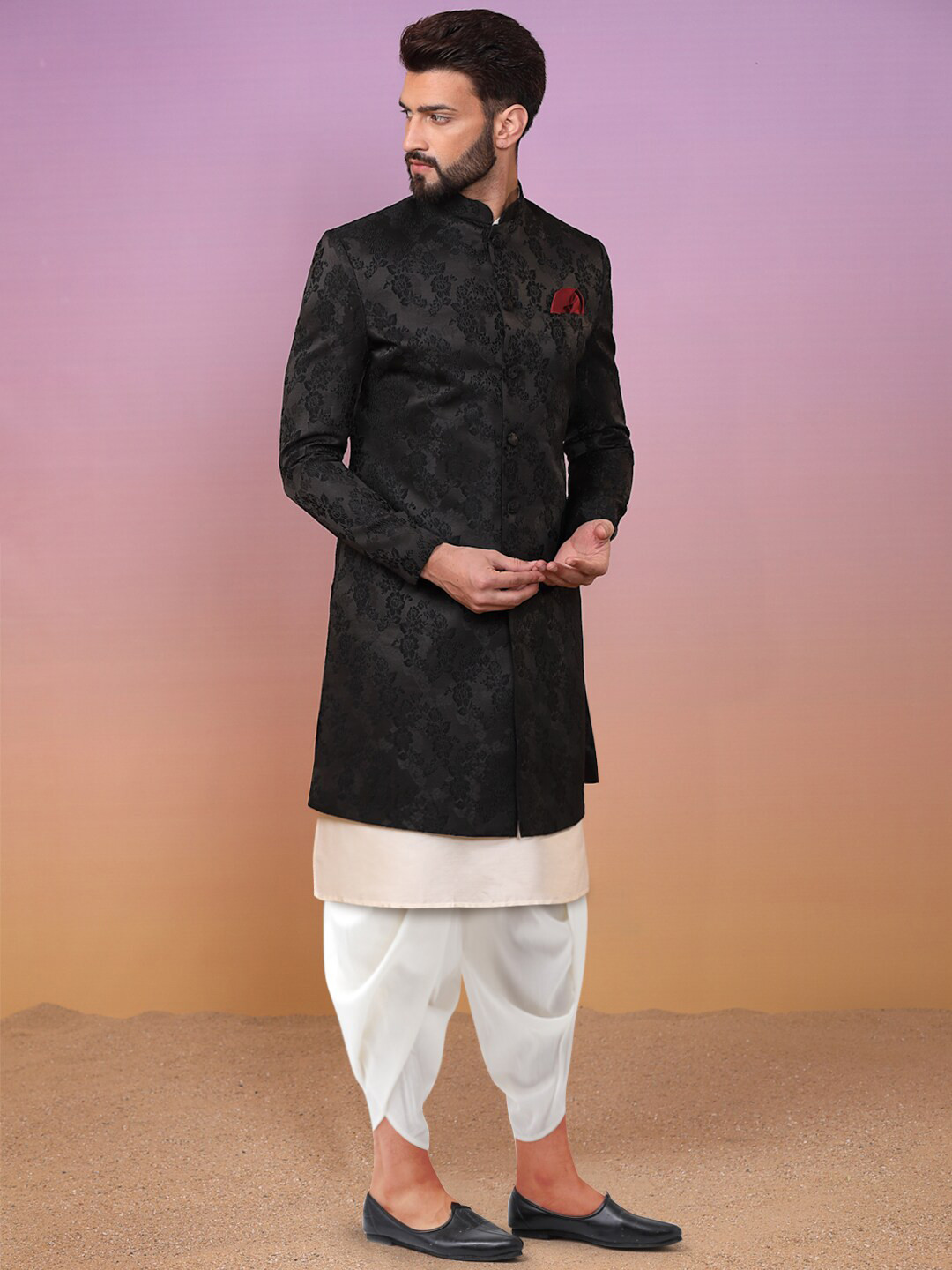 

KISAH Men Woven-Design Sherwani Dhoti Set, Black