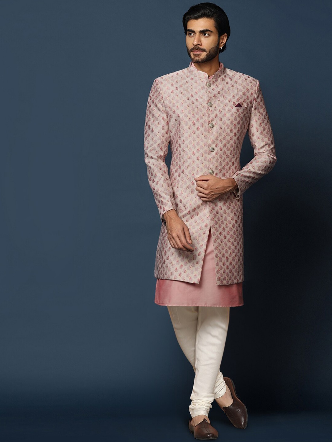 

KISAH Men Woven-Design Cotton Sherwani Churidar Set, Cream