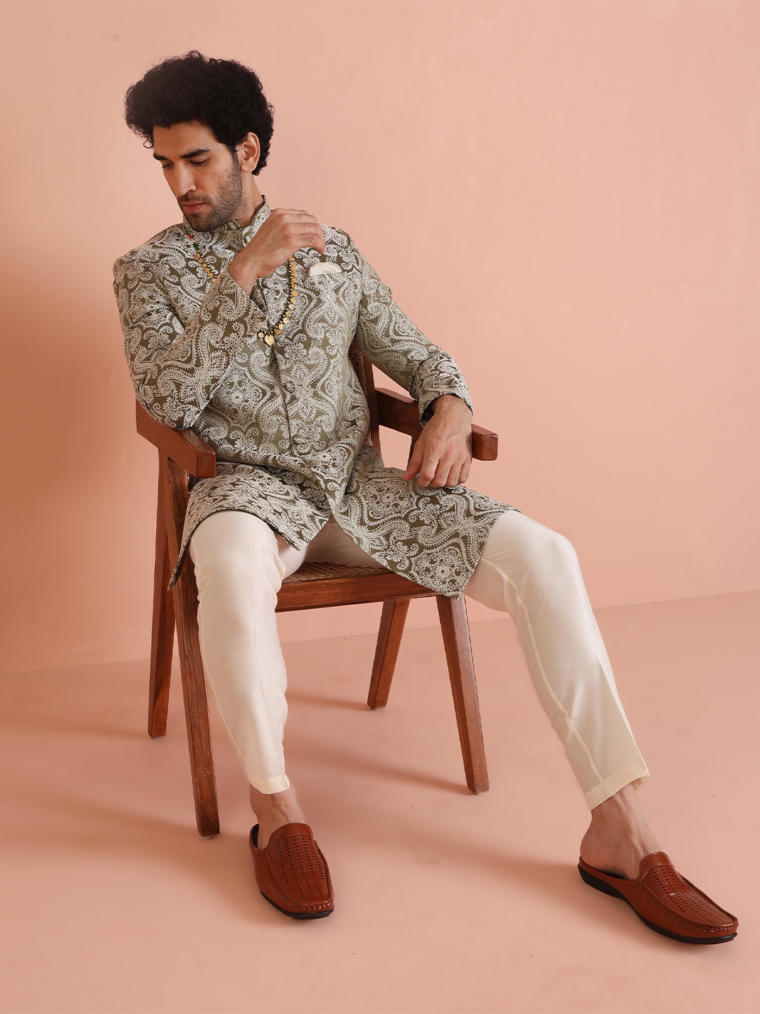 

KISAH Self Design Mandarin Collar Sherwani & Trouser, Olive