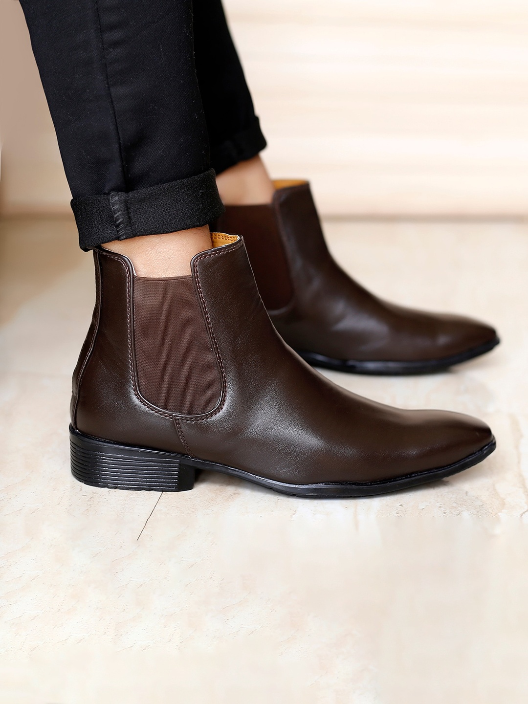 

The Roadster Lifestyle Co. Men Brown Square Toe Mid Top Chelsea Boots