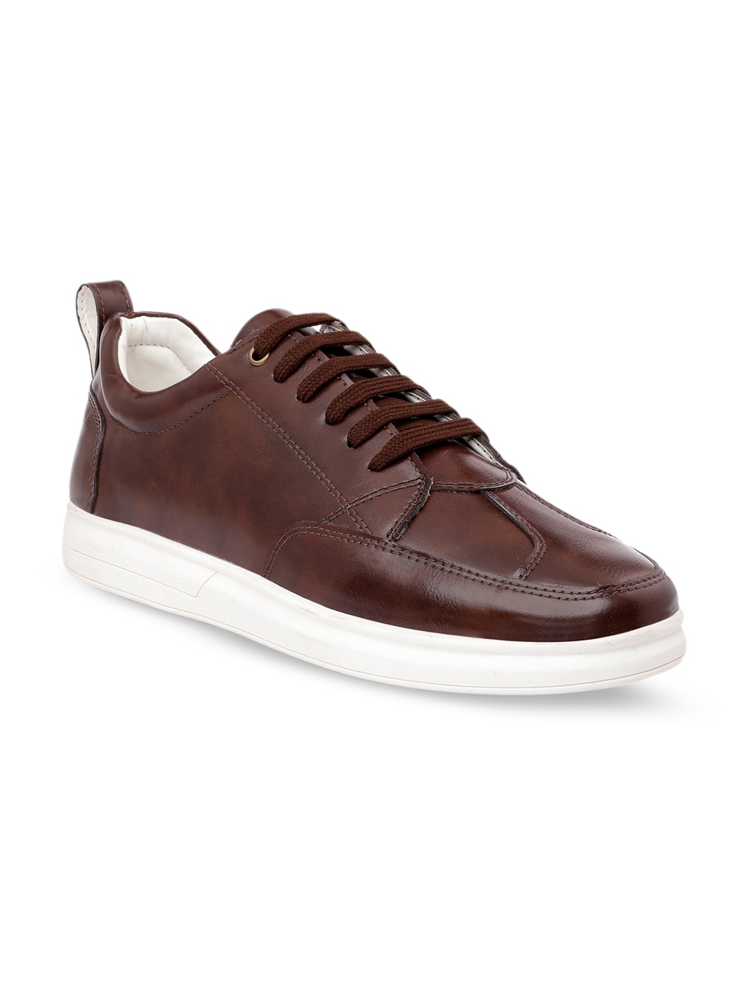 

The Roadster Lifestyle Co. Men Brown & White Lace-Up Lightweight Skates Street Sneakers