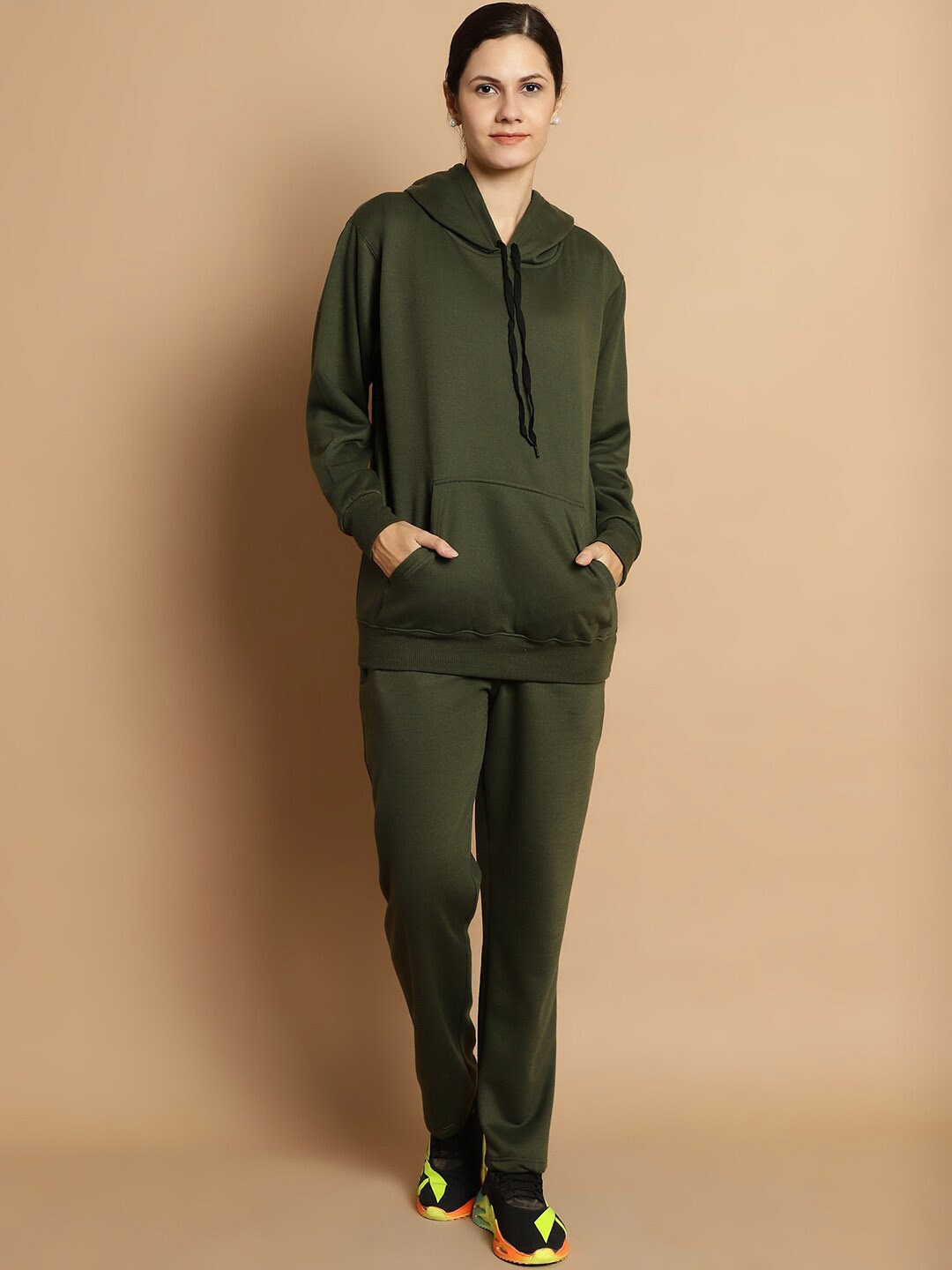 

VIMAL JONNEY Hooded Sweatshirt With Trouser, Olive