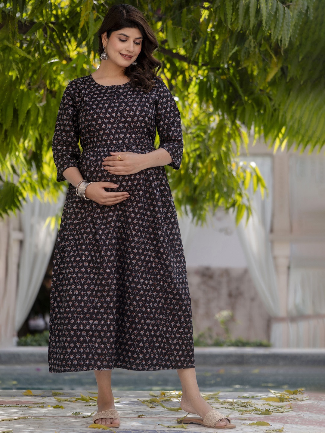 

Nayo Ethnic Motifs Printed Gathered Maternity Cotton Fit & Flare Midi Dress, Black