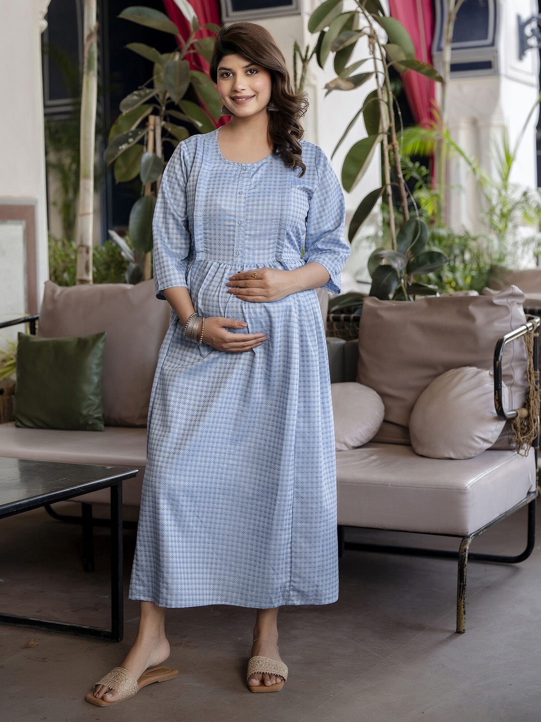 

Nayo Blue Checked Round Neck Gathered Fit & Flare Maternity Dress