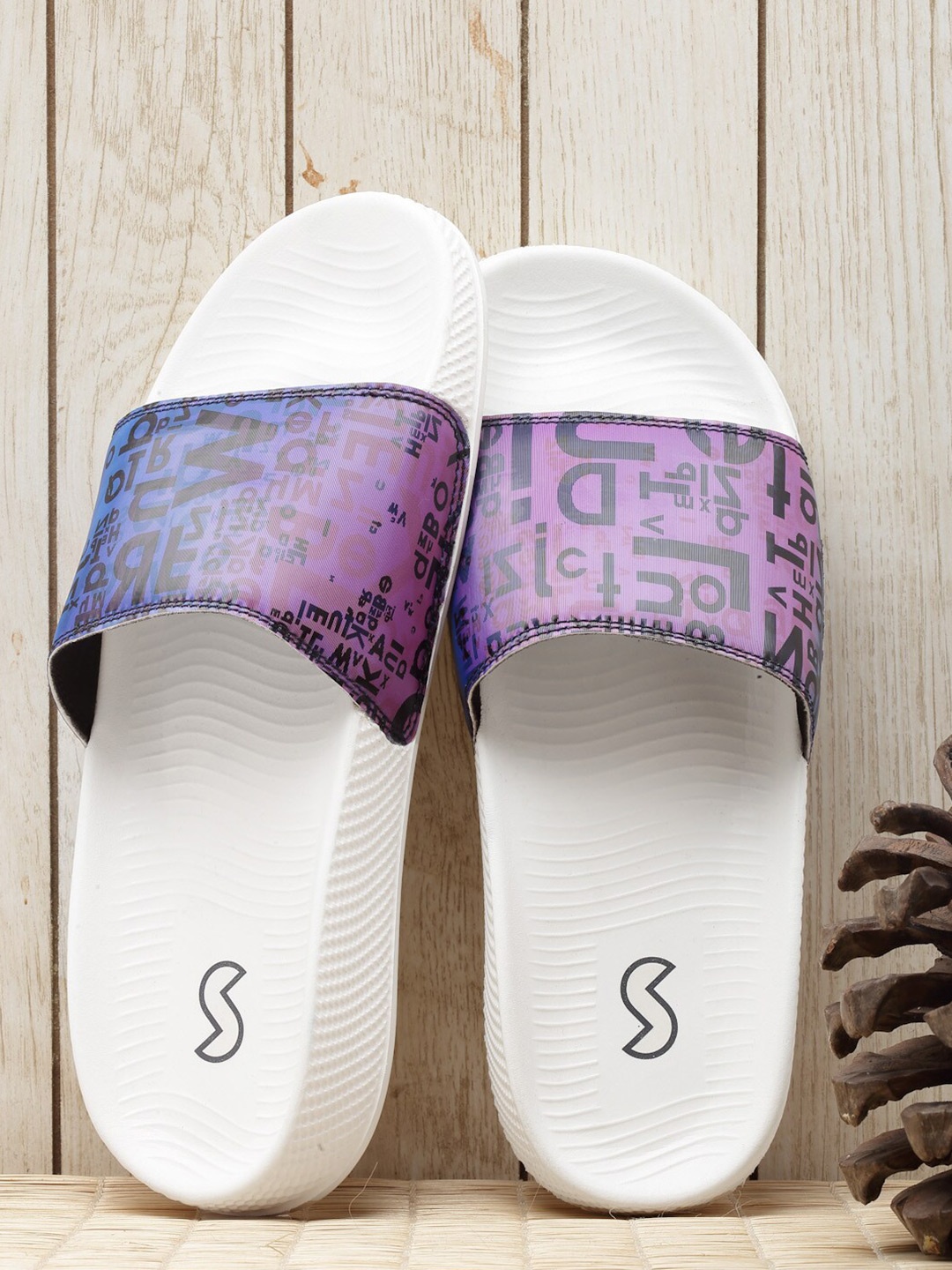 

Solethreads SPECTRUM HolographicHyperburst Footbed Slides, White