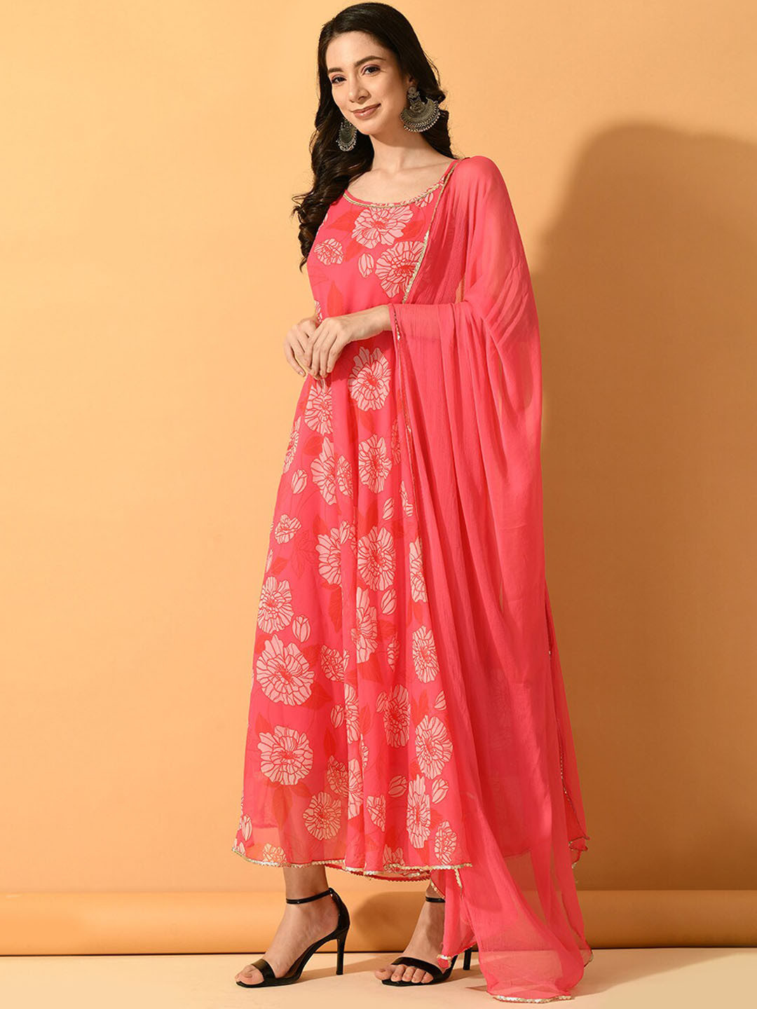 

Sangria Floral Printed Shoulder Strapped Maxi Ethnic Dress with Dupatta, Pink