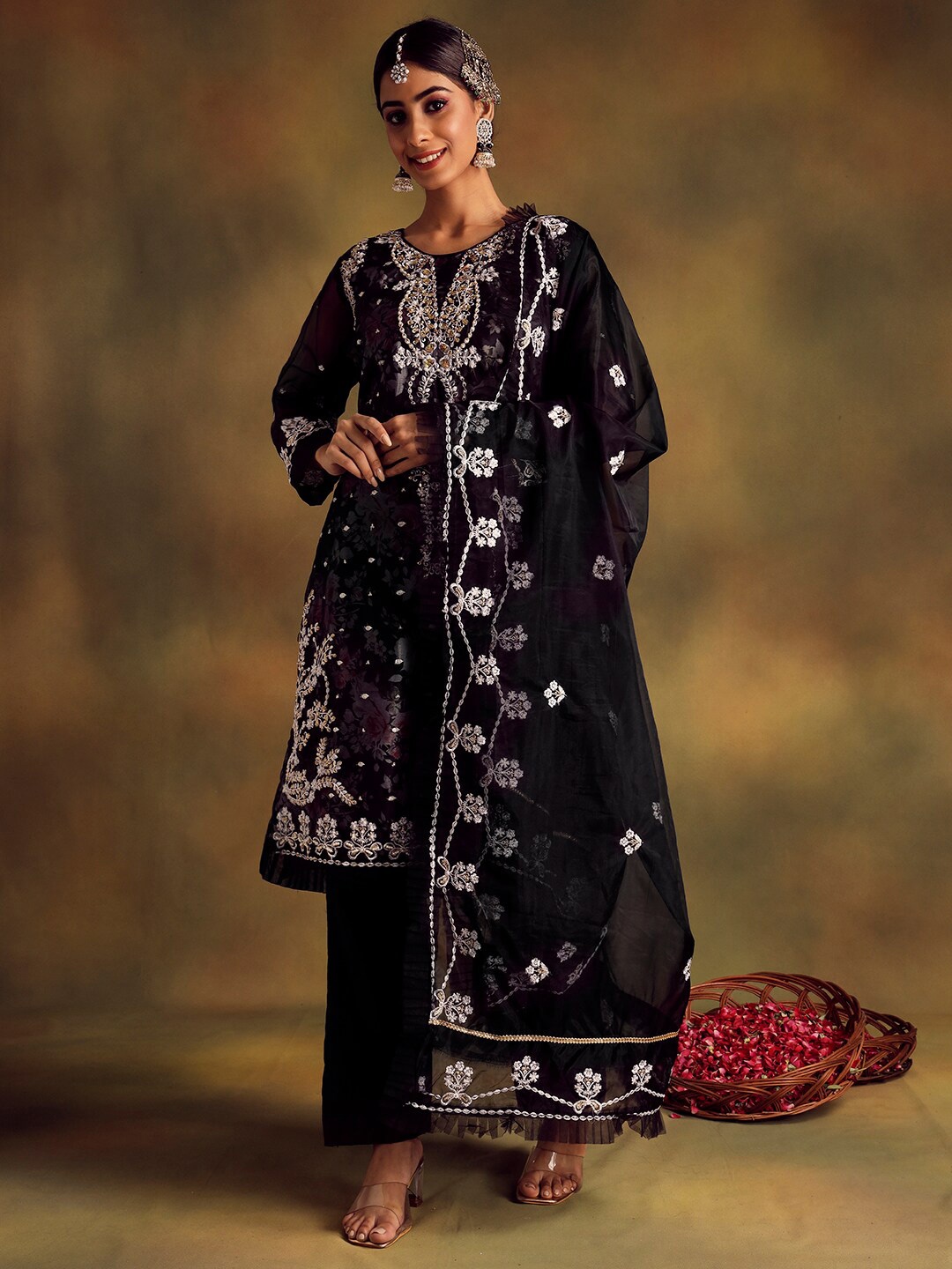 

Readiprint Fashions Floral Embroidered Beads and Stones Unstitched Dress Material, Black