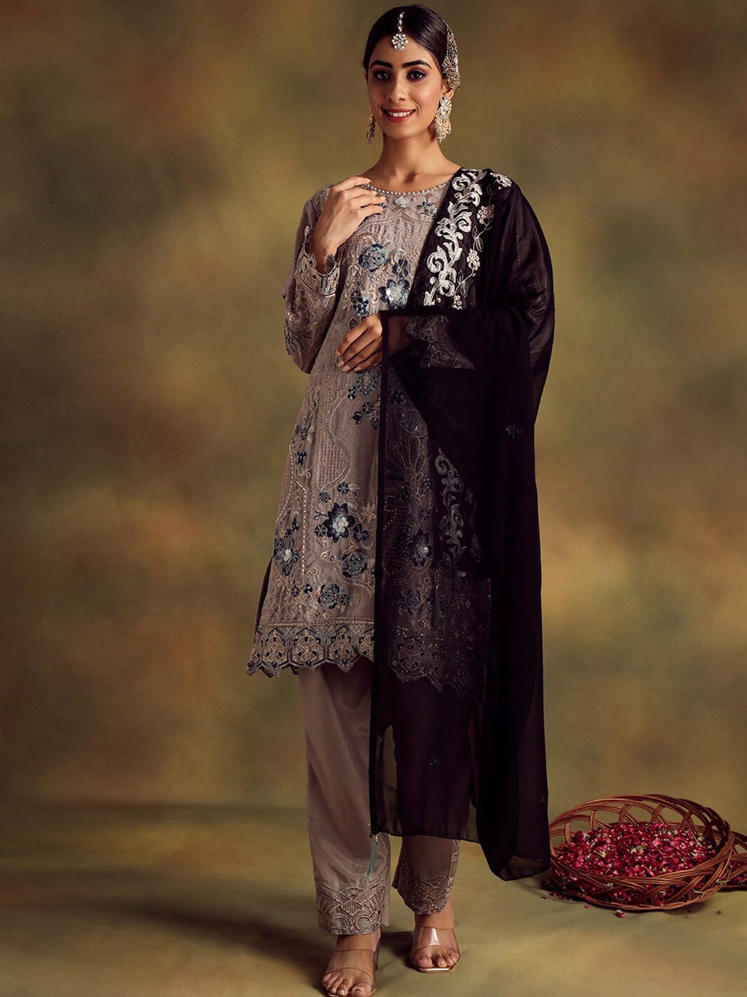 

Readiprint Fashions Floral Embroidered Unstitched Dress Material, Blue