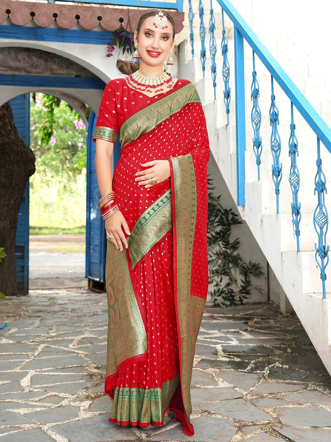 

Anouk Red & Green Ethnic Motifs Woven Design Banarasi Saree