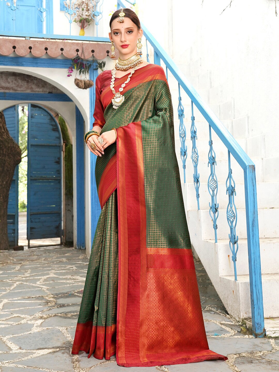 

Anouk Green & Red Checked Zari Art Silk Kanjeevaram Saree