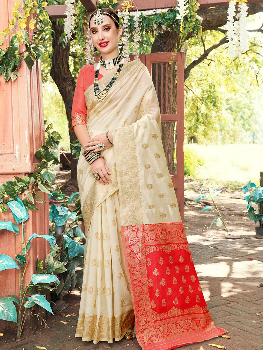 

Anouk Cream-Coloured & Red Ethnic Motifs Woven Design Zari Art Silk Banarasi Saree
