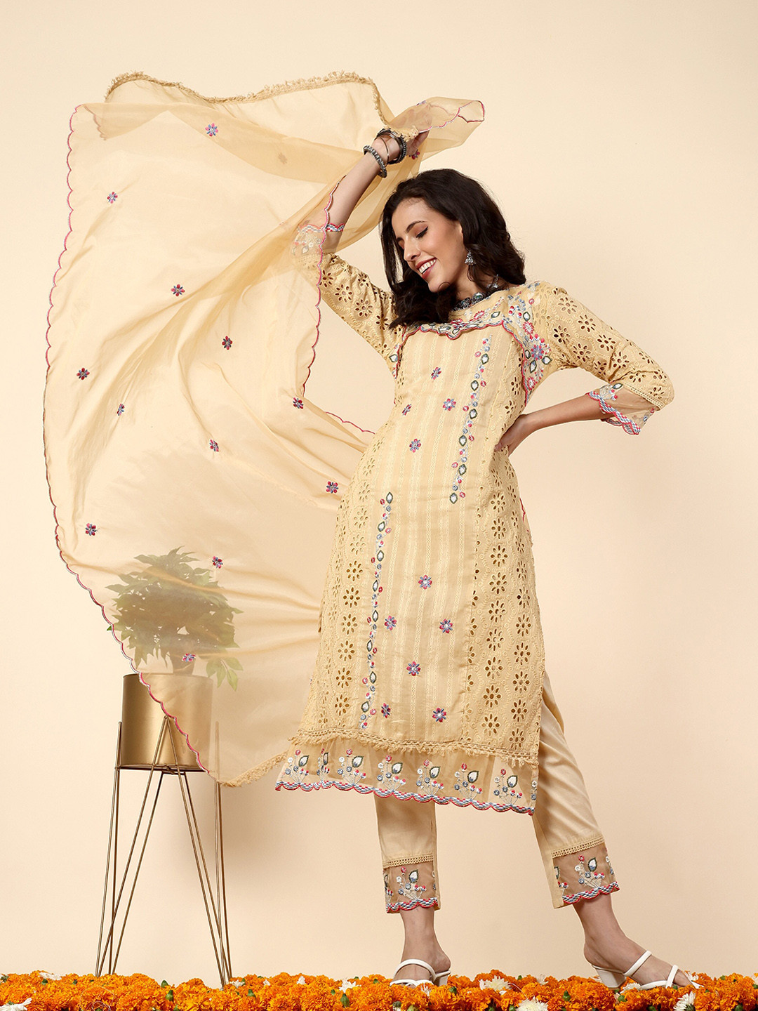 

Anouk Ethnic Motifs Embroidered Thread Work Pure Cotton Straight Kurta & Trousers With, Beige