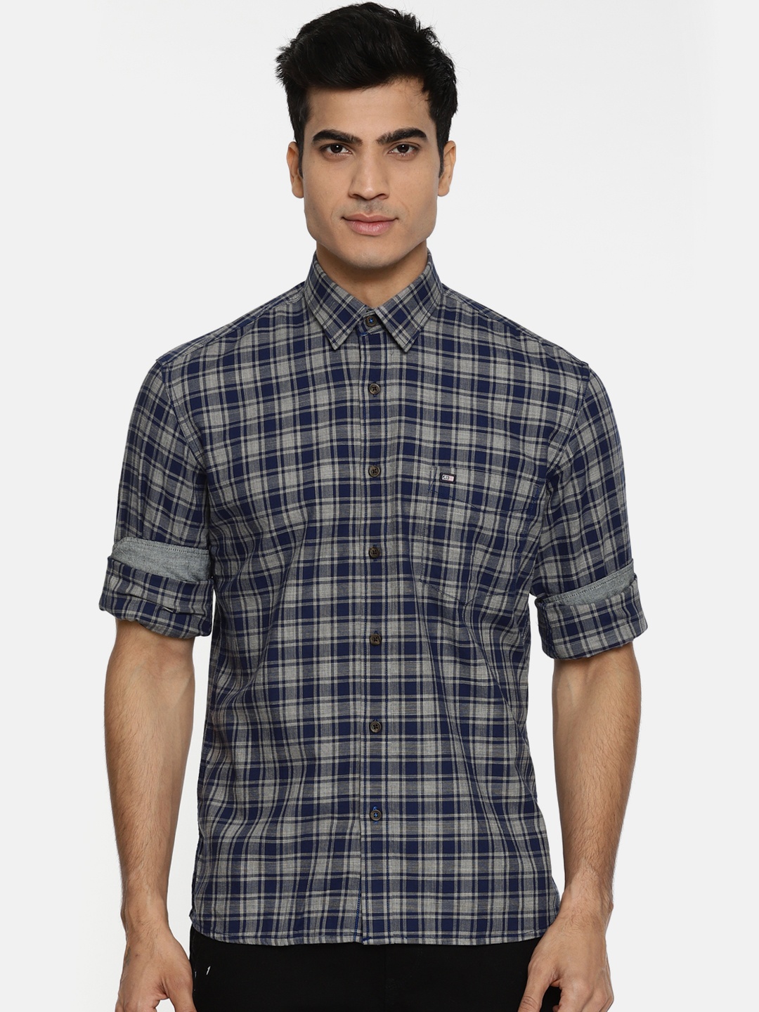 

Arrow Sport Men Navy Blue & Grey Regular Fit Checked Casual Shirt