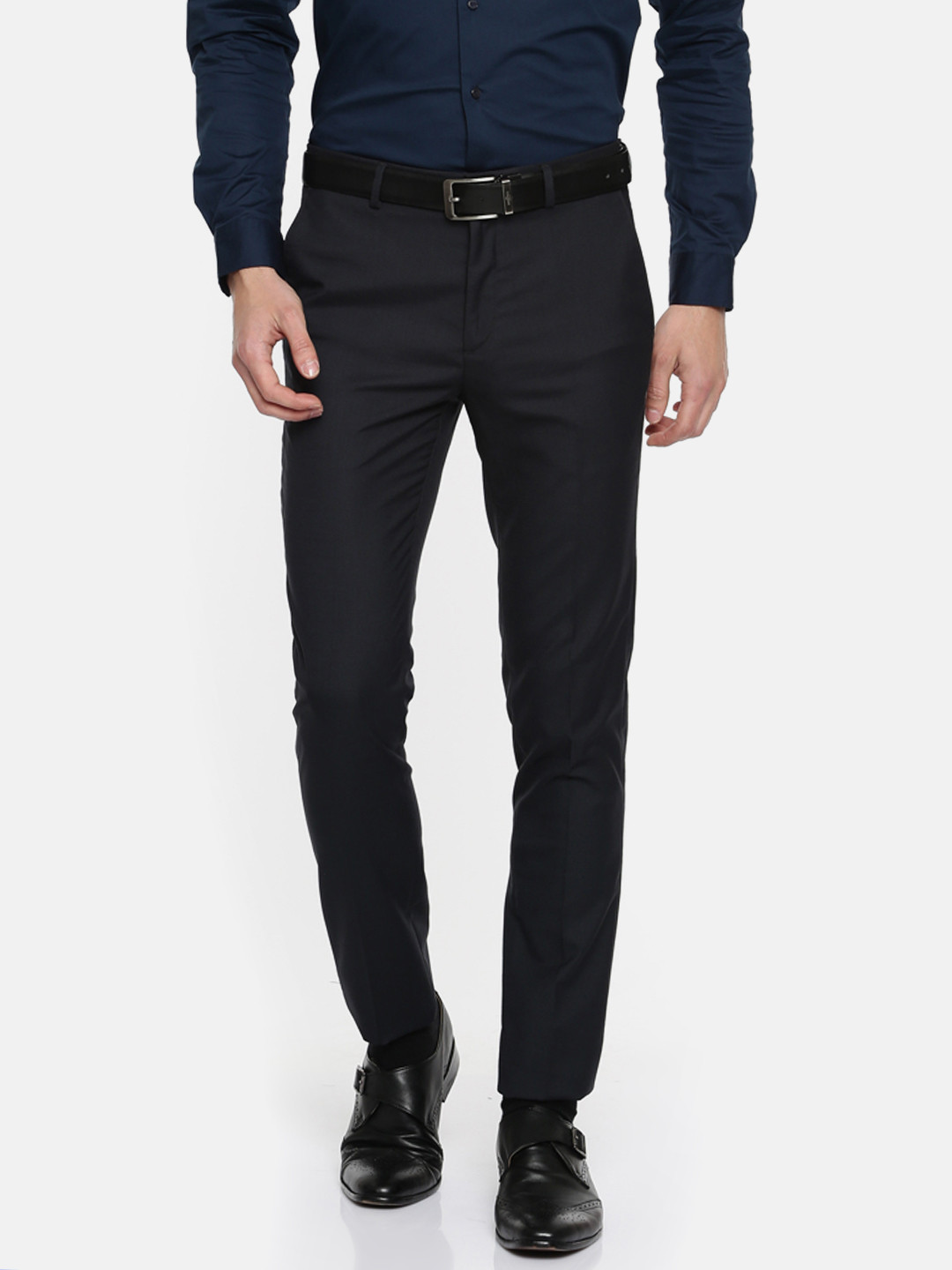 

Arrow New York Men Navy Original Slim Fit Solid Formal Trousers, Navy blue
