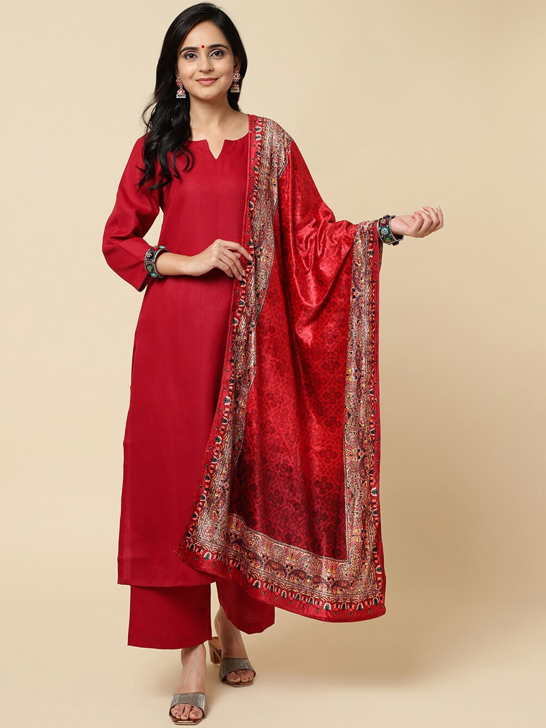 

Varanga Geometrical Printed Velvet Shawl, Red