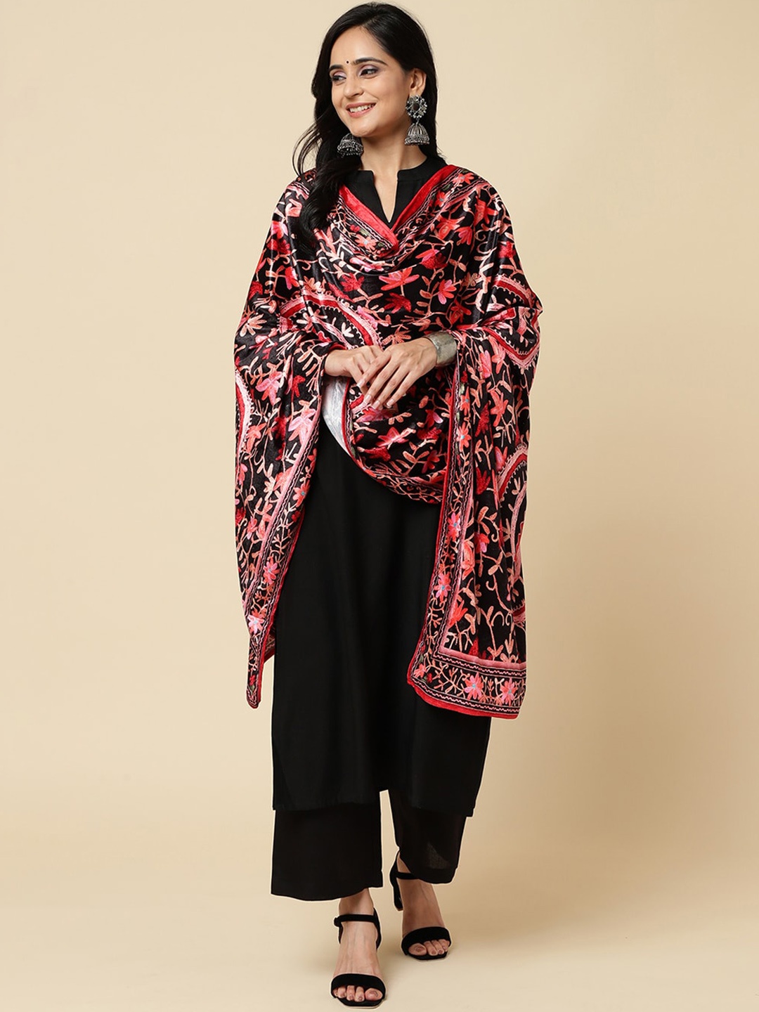 

Varanga Floral Printed Velvet Shawl, Black