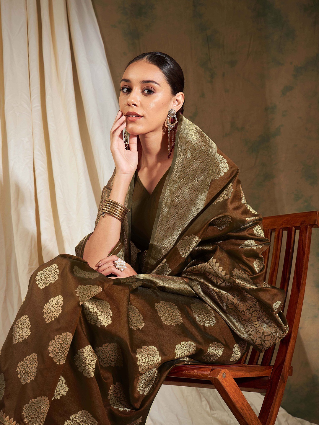 

Sangria Coffee Brown Ethnic Motifs Woven Design Zari Kanjeevaram Saree