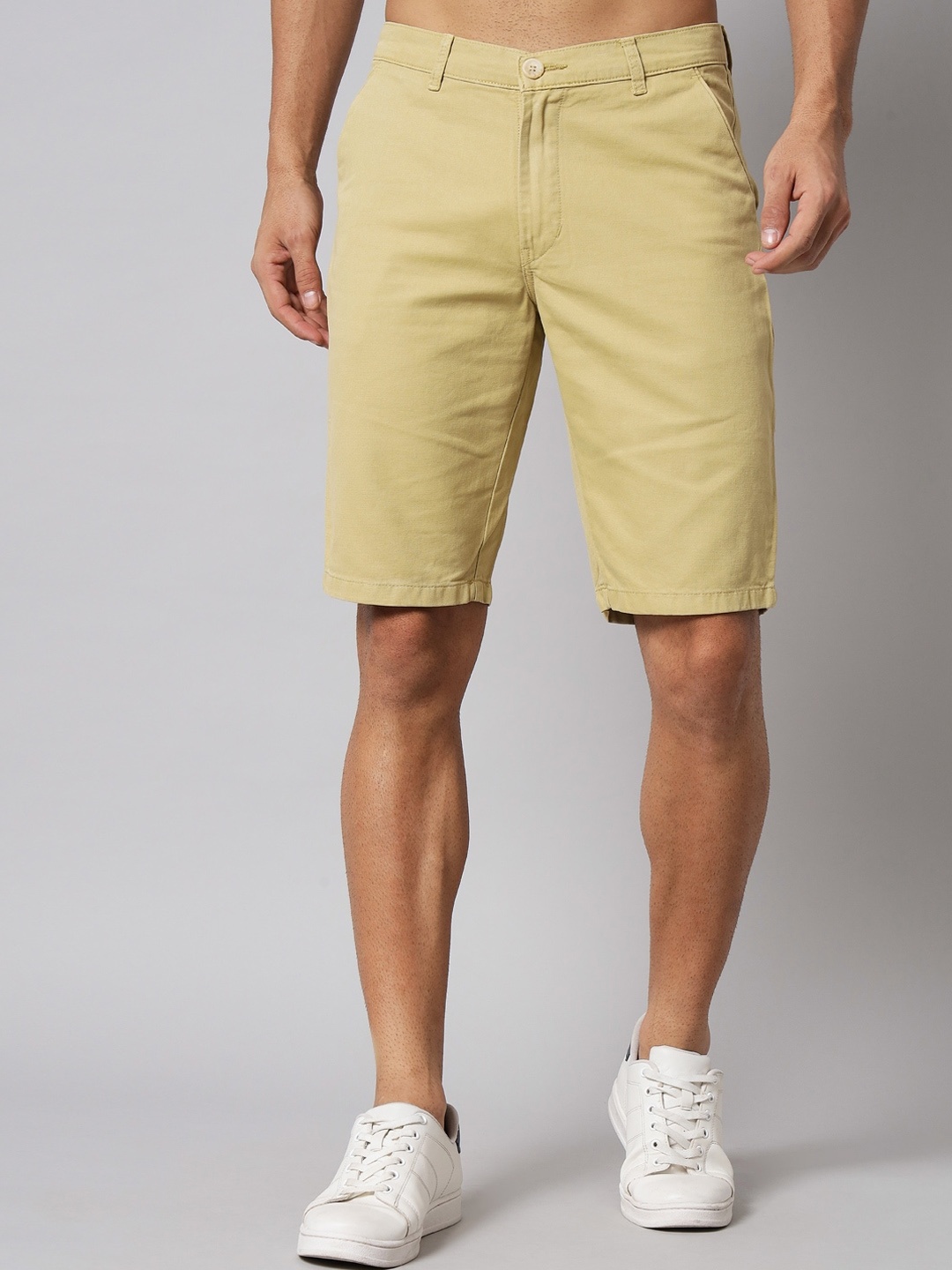 

STUDIO NEXX Men Mid-Rise Cotton Shorts, Lime green