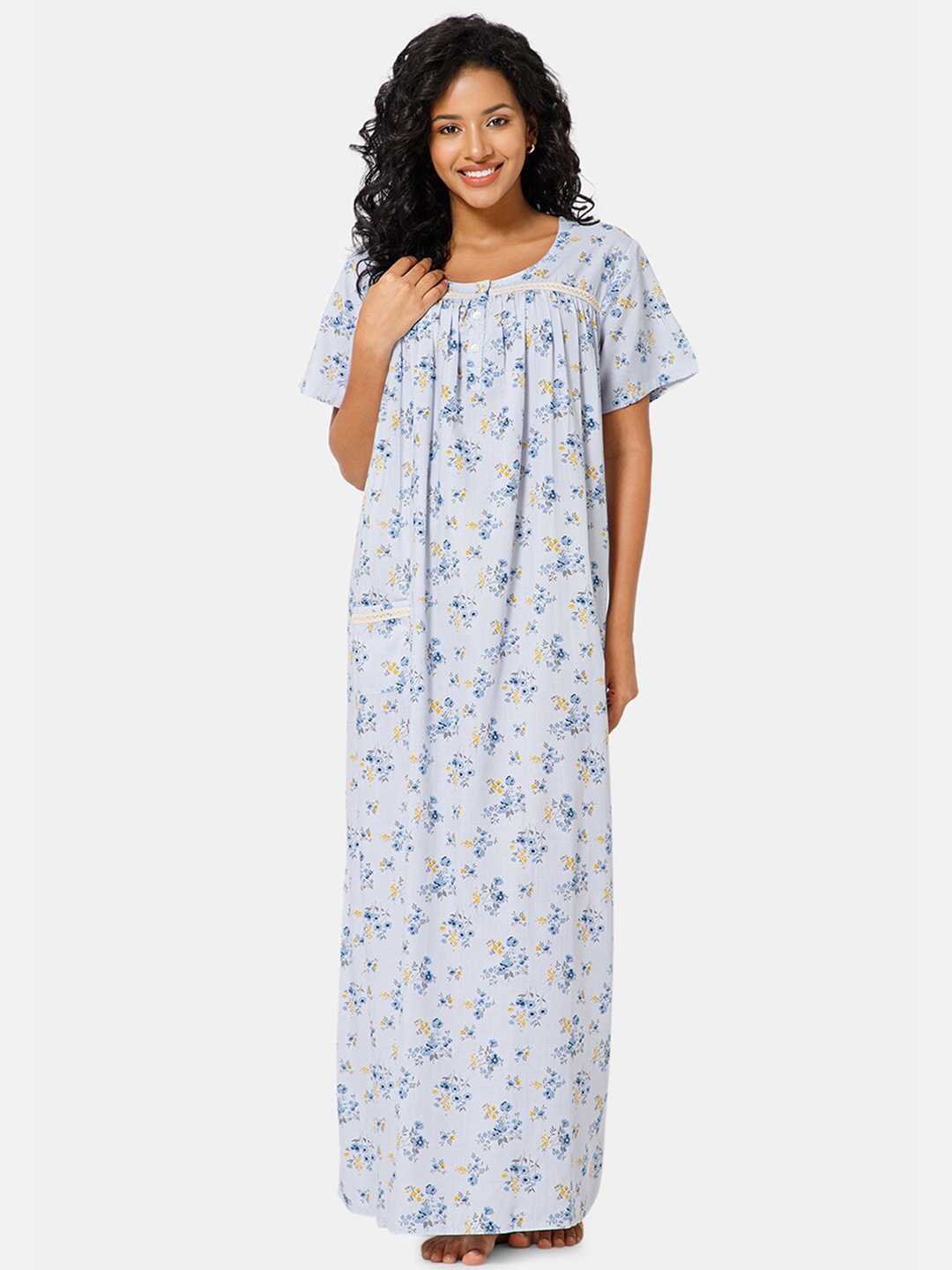 

NAIDU HALL Floral Printed Maxi Nightdress, White