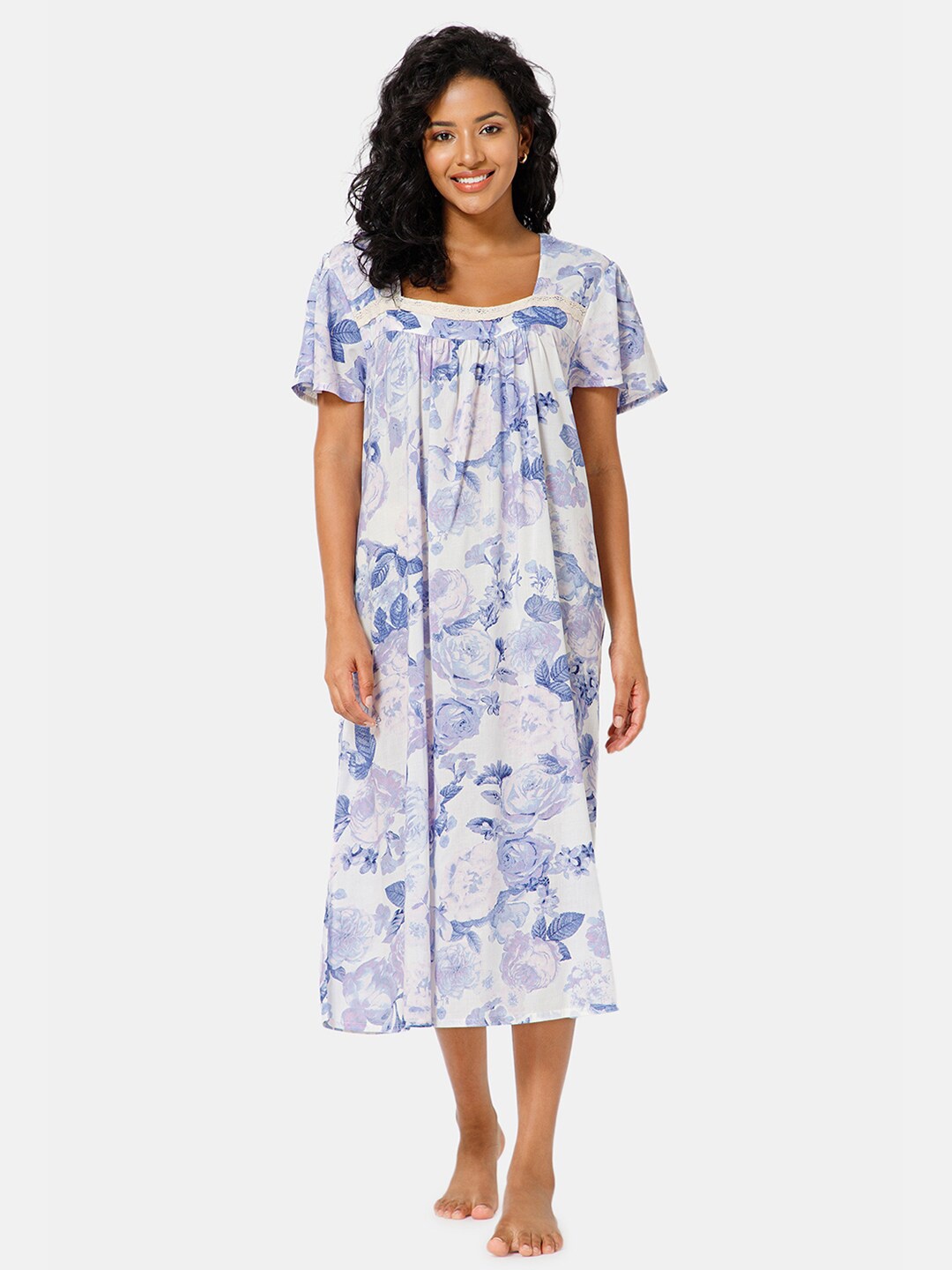 

NAIDU HALL Floral Printed Midi Nightdress, White