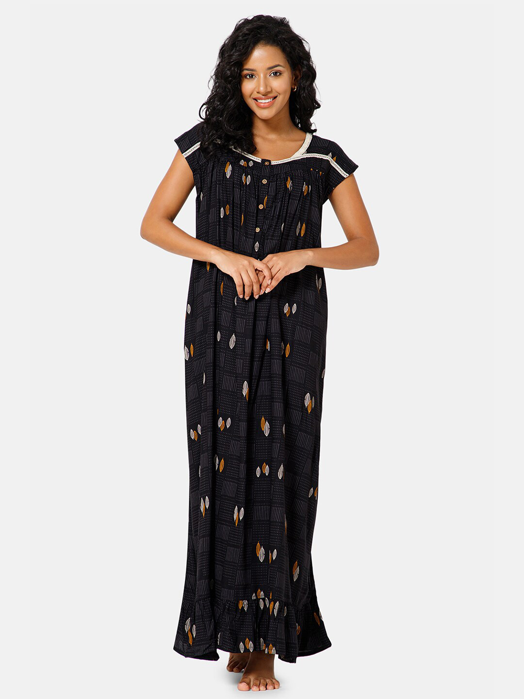 

NAIDU HALL Geometric Printed Maxi Nightdress NT39BP32XLBRA_715, Black
