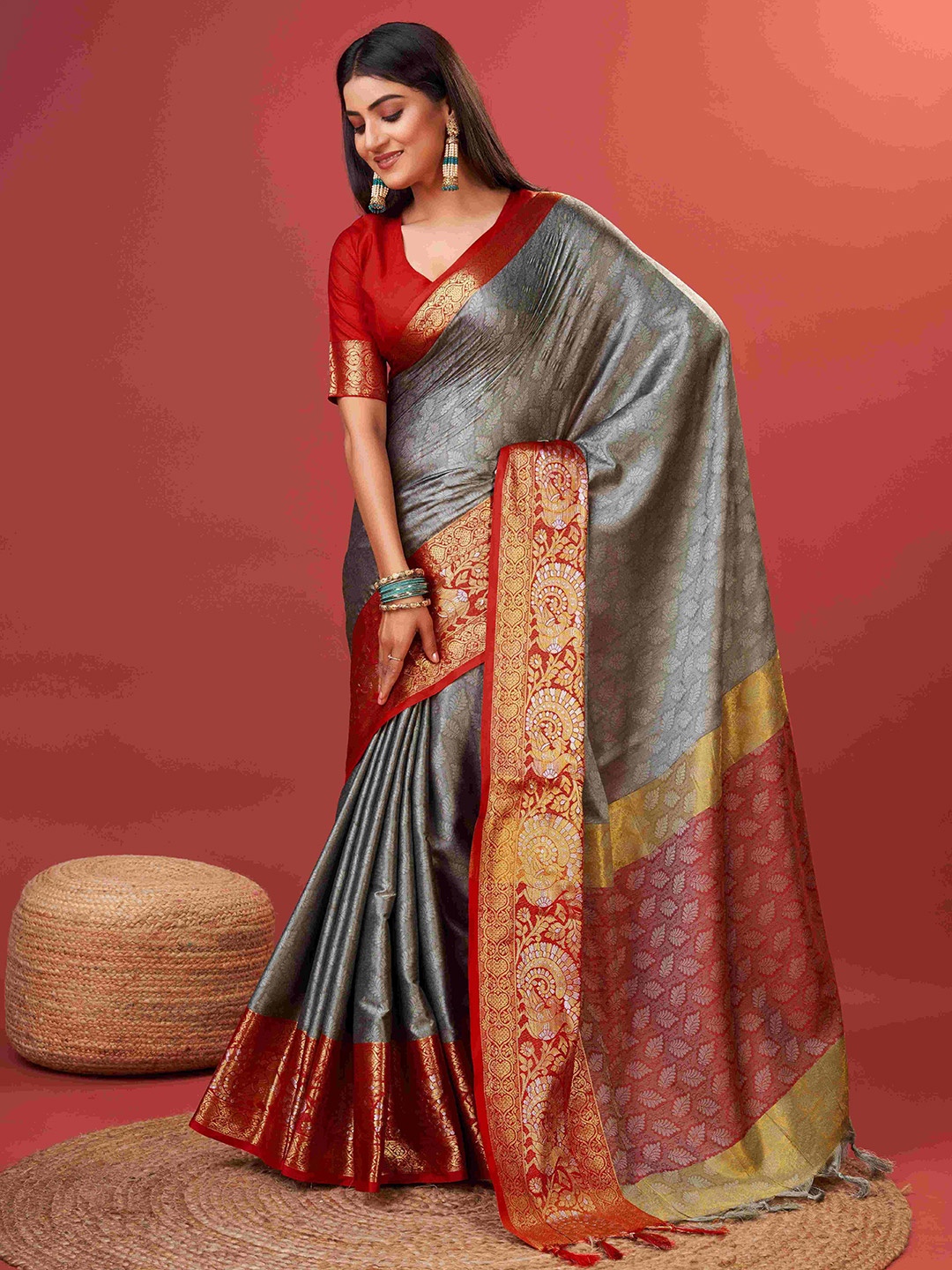 

PHEASANT Ethnic Motifs Woven Design Zari Silk Cotton Kanjeevaram Saree, Grey