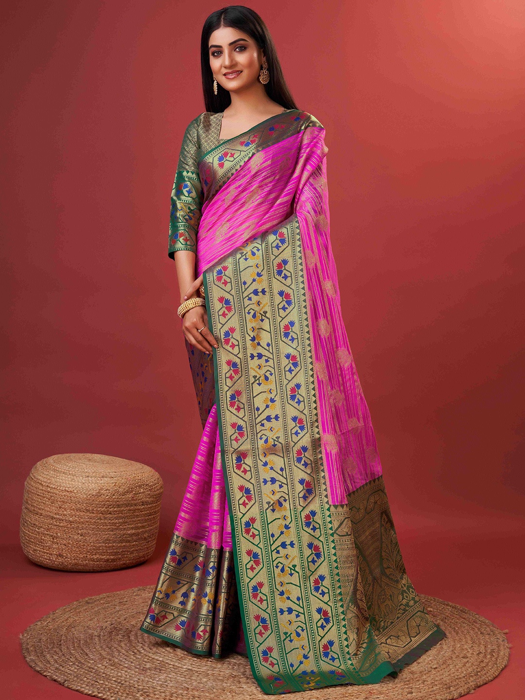 

PHEASANT Ethnic Motifs Woven Design Zari Kanjeevaram Saree, Pink