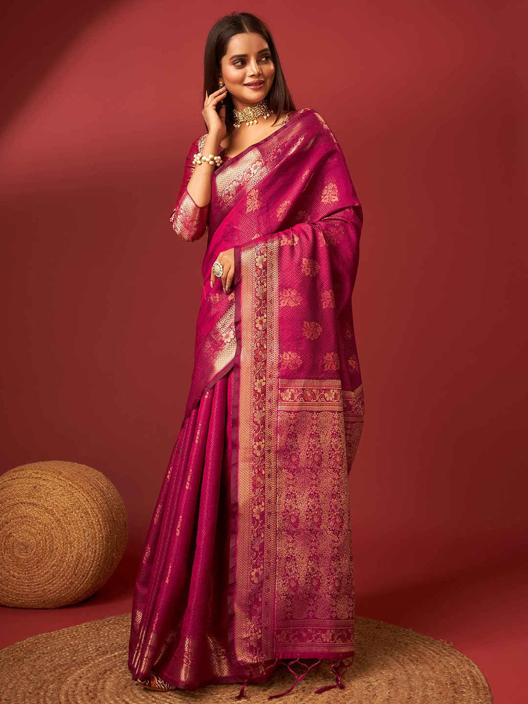 

PHEASANT Ethnic Motifs Woven Design Zari Pure Silk Kanjeevaram Saree, Pink