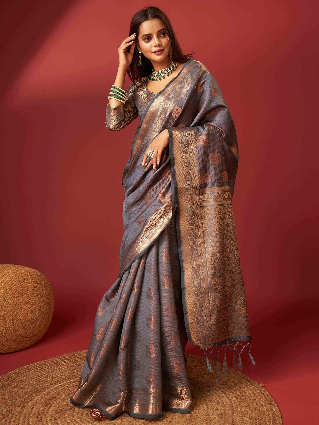 

PHEASANT Ethnic Motifs Woven Design Zari Pure Silk Kanjeevaram Saree, Grey