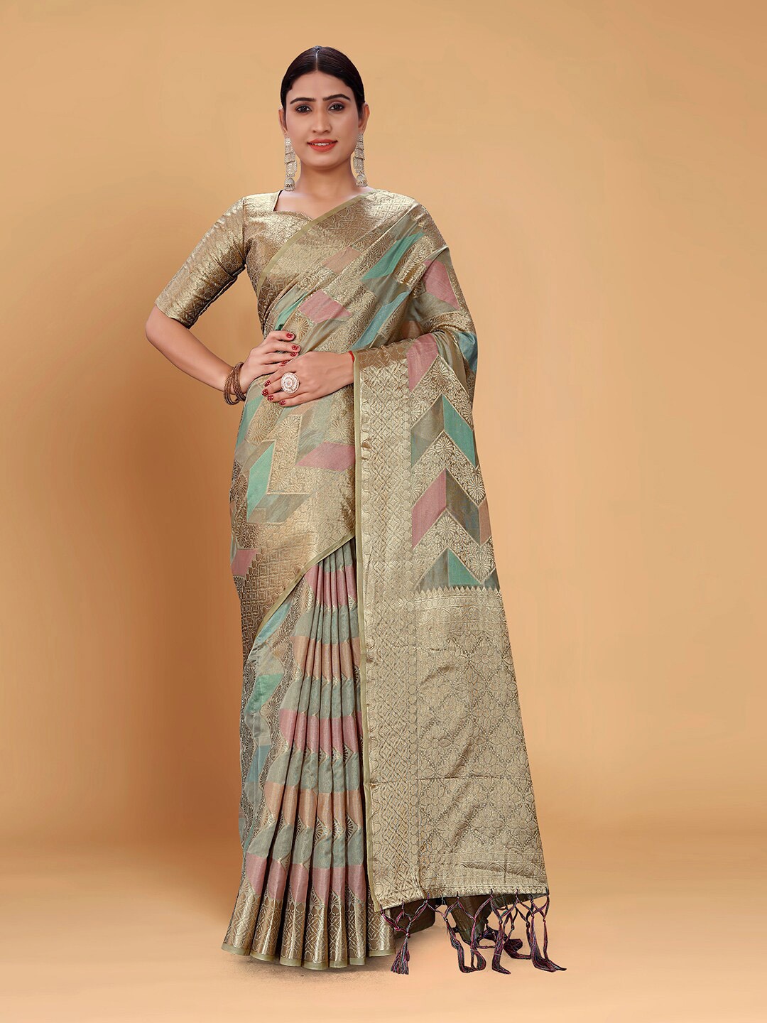 

Pisara Ethnic Motifs Woven Design Zari Organza Saree, Grey
