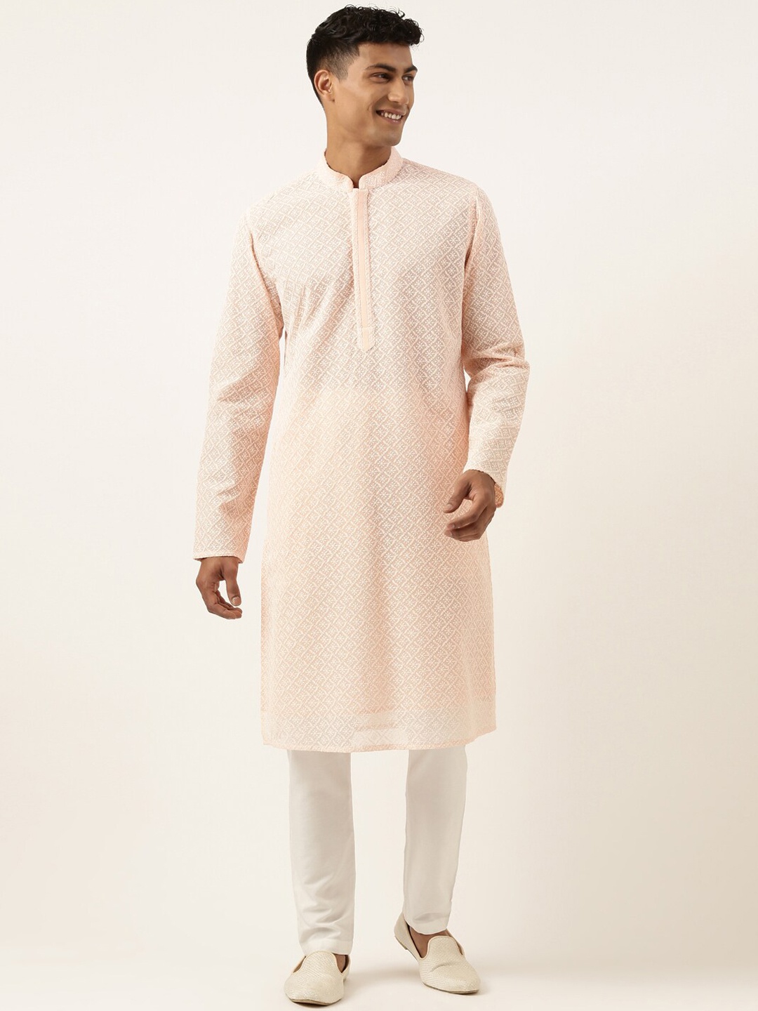 

TheEthnic.Co Ethnic Motifs Embroidered Regular Kurta with Pyjamas, Pink
