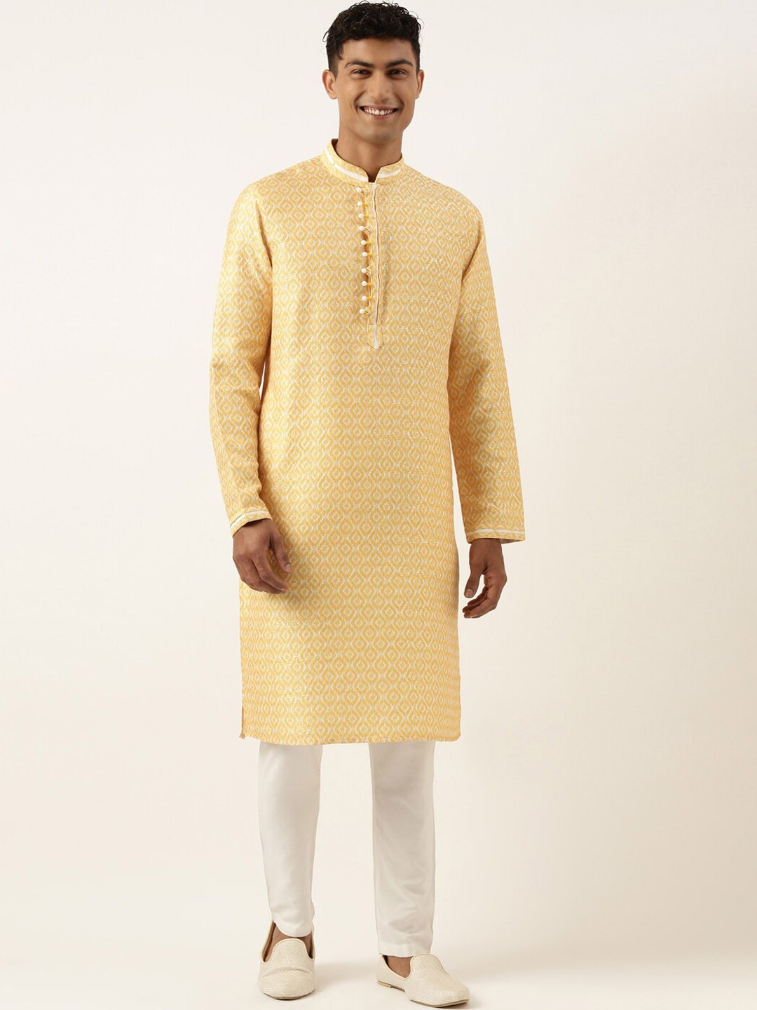 

TheEthnic.Co Ethnic Motif Printed Band Collar Regular Kurta with TRouser, Yellow