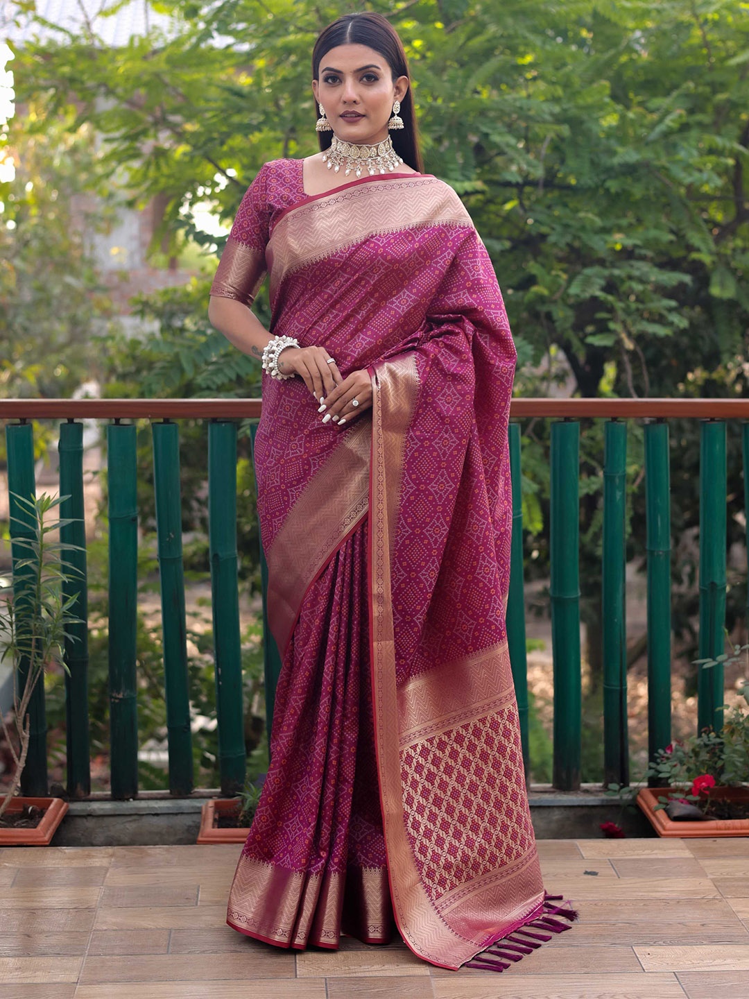 

Mitera Purple & Gold-Toned Bandhani Printed Zari Patola Saree