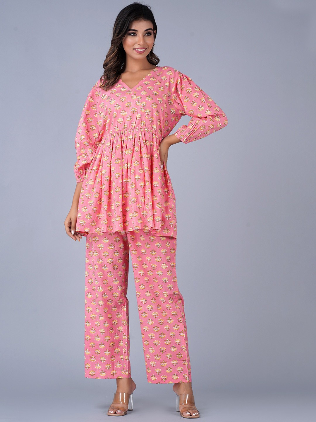 

KUROCK Ethnic Motifs Printed Pure Cotton Co-Ords, Peach