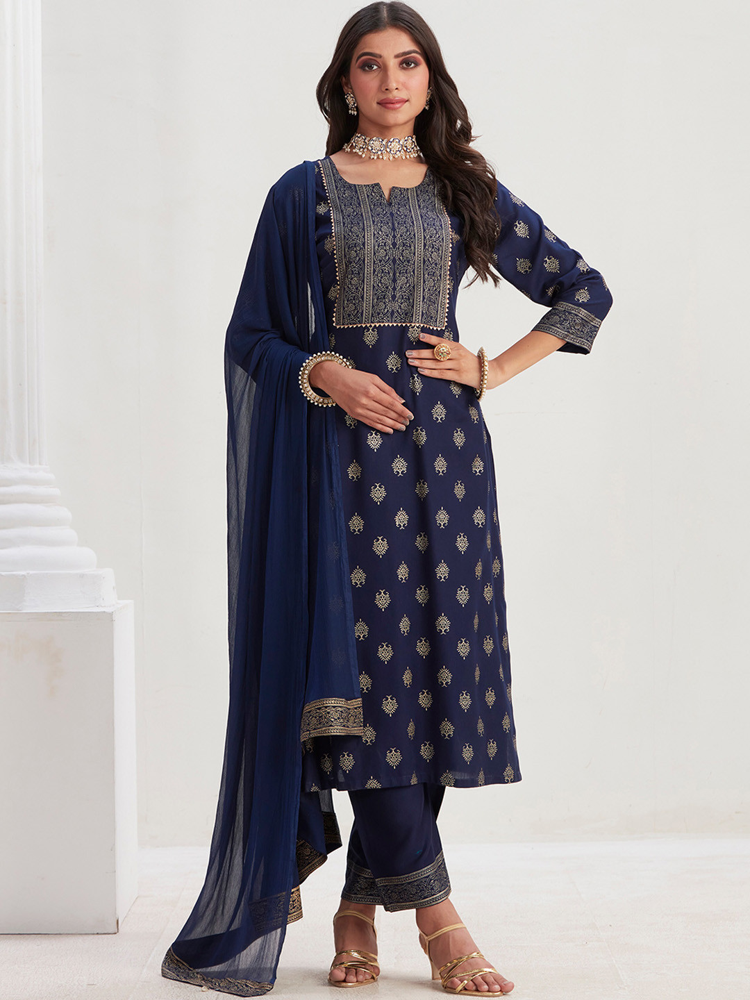

Ishin Ethnic Motifs Printed Regular Gotta Patti Kurta With Trousers & Dupatta, Navy blue