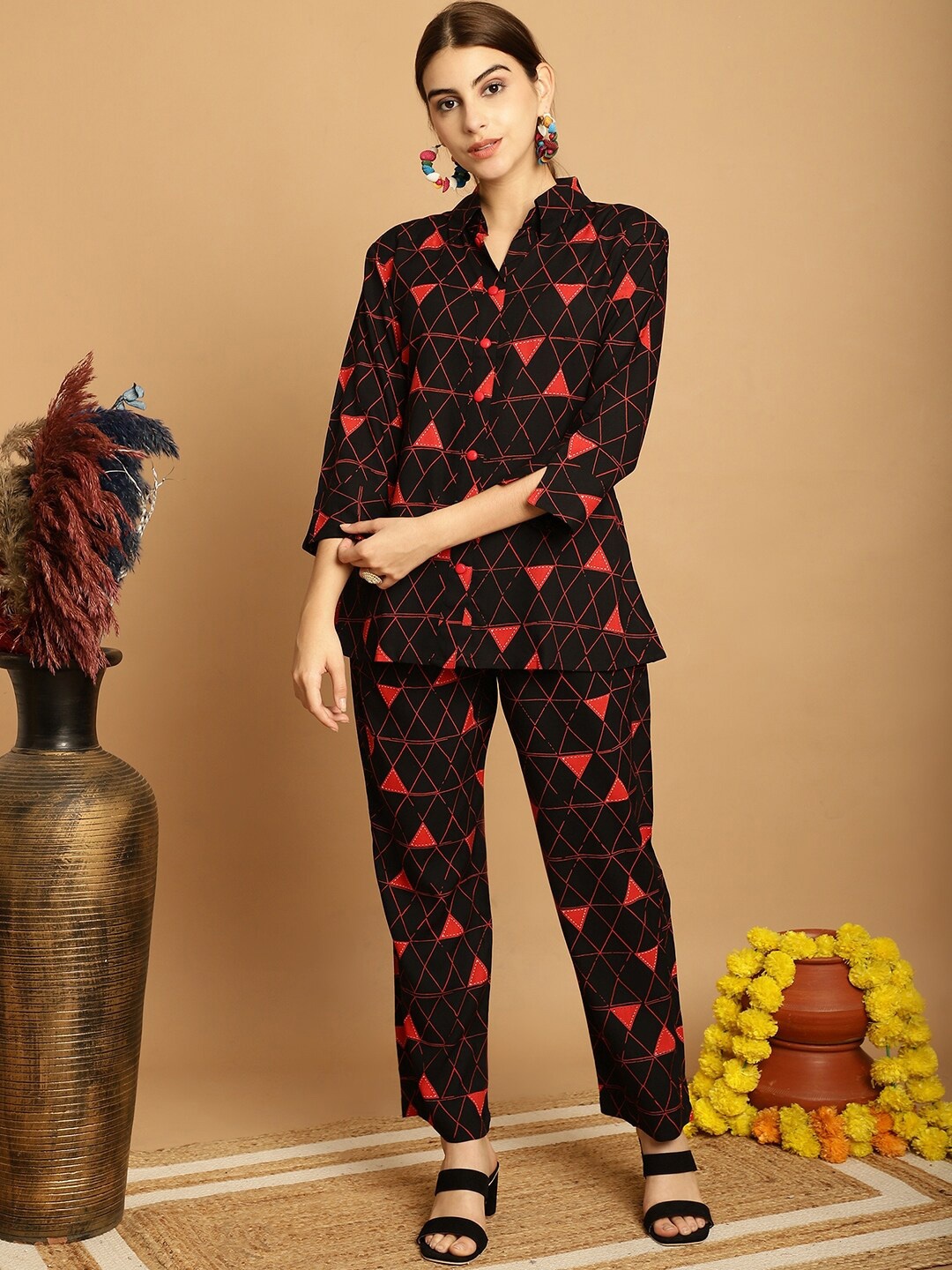 

Kamayra Printed Mandarin Collar Pure Cotton Co-Ords Set, Black